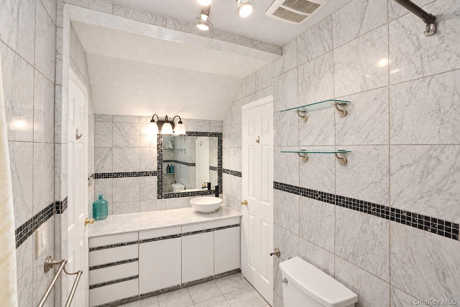 153 Treetop Circle Property Photo 21