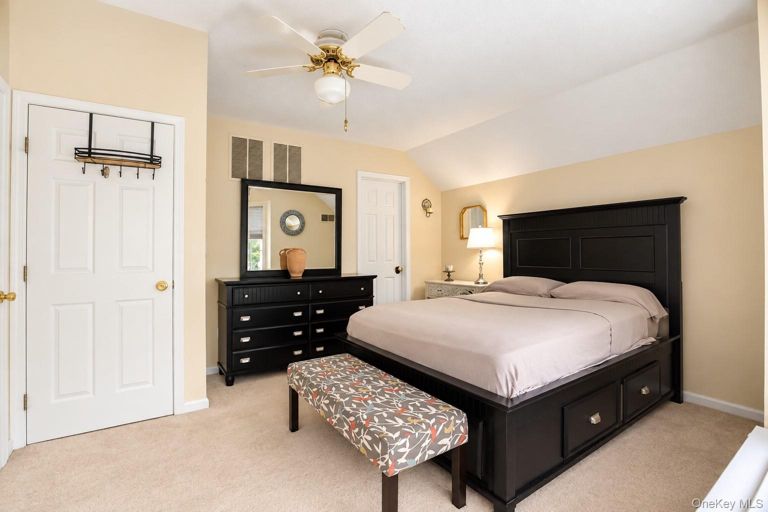 153 Treetop Circle Property Photo 22