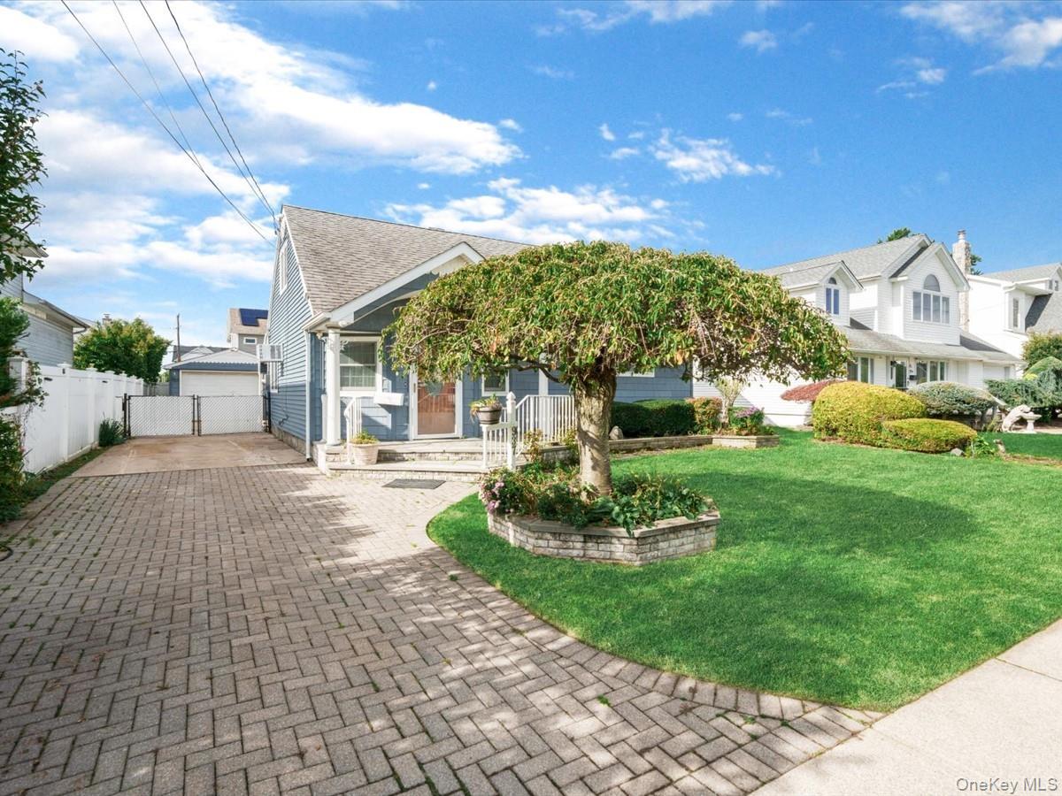 937 Mirabelle Avenue Property Photo 3