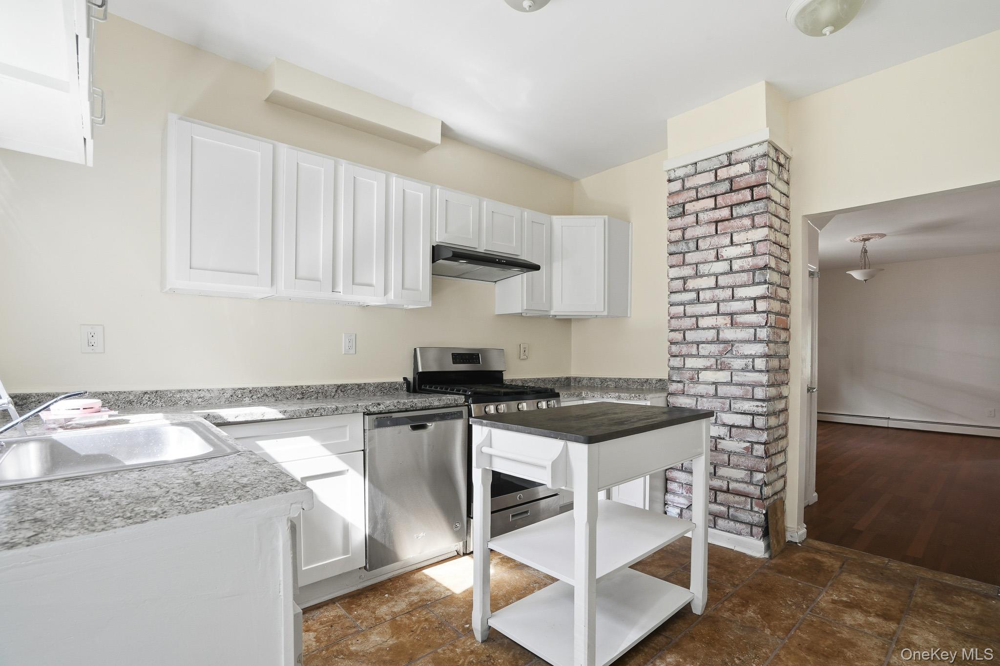 48 Parker Avenue Property Photo 13