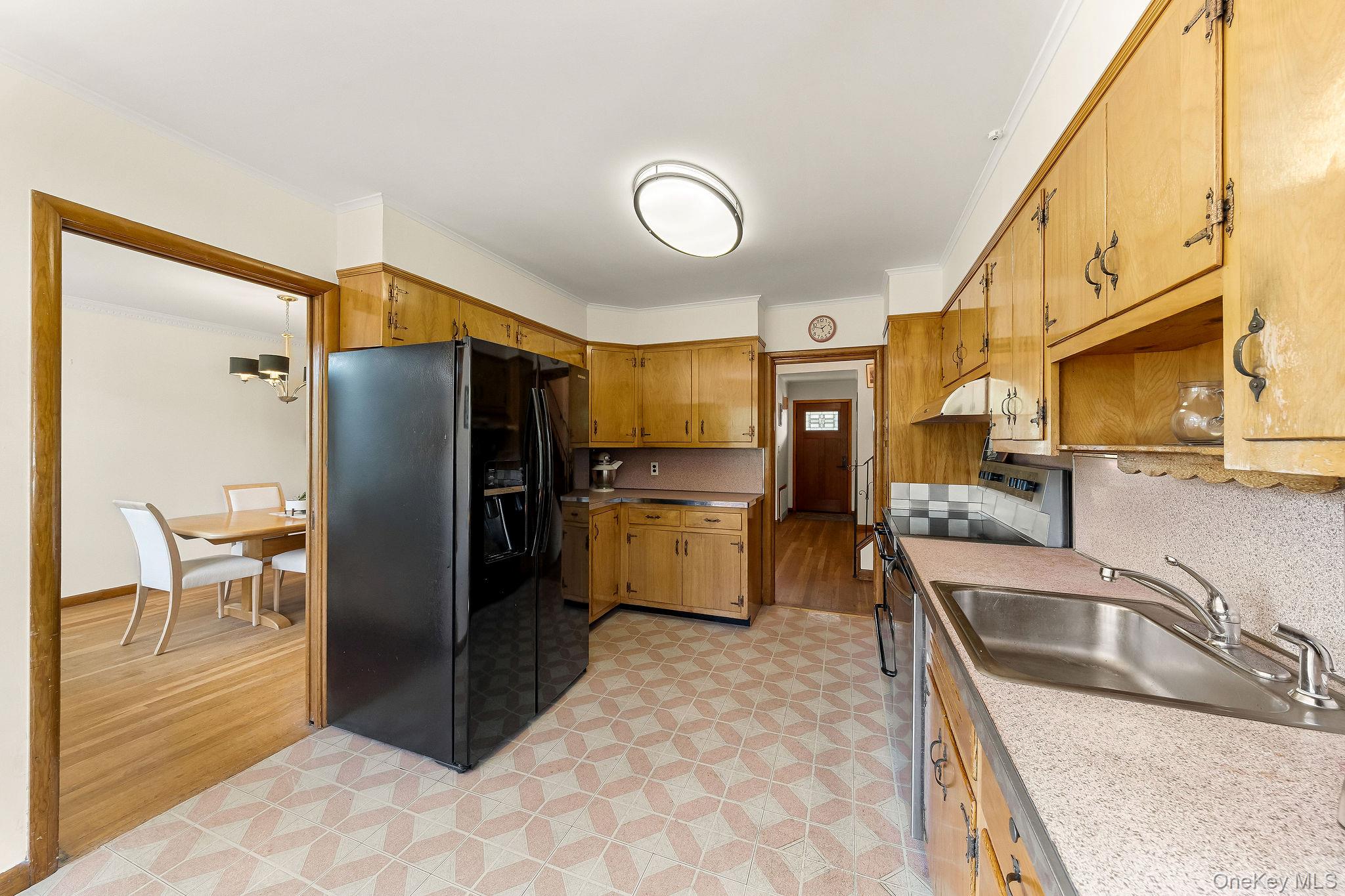 47 Diamond Avenue Property Photo 10