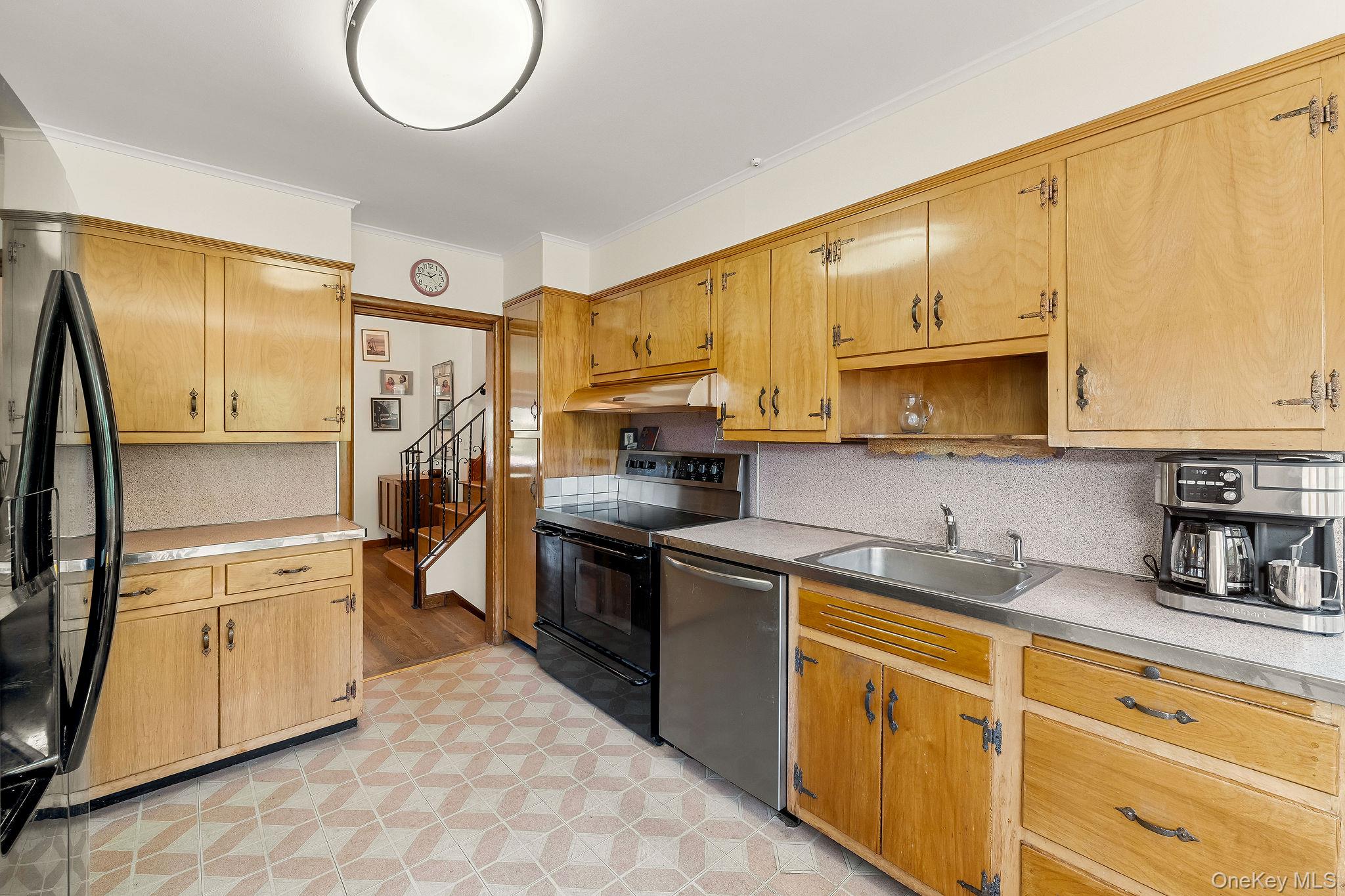 47 Diamond Avenue Property Photo 12