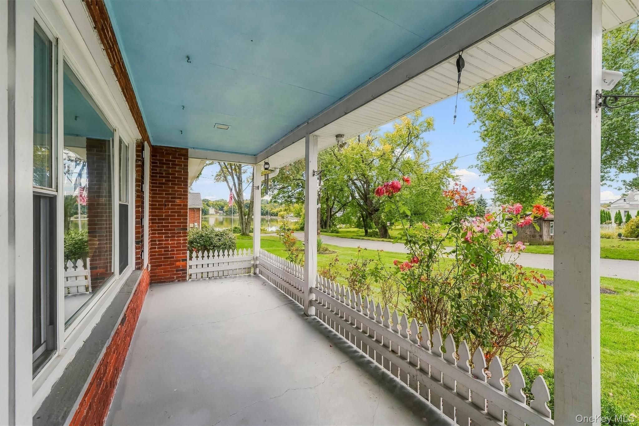 83 7th Street Property Photo 4