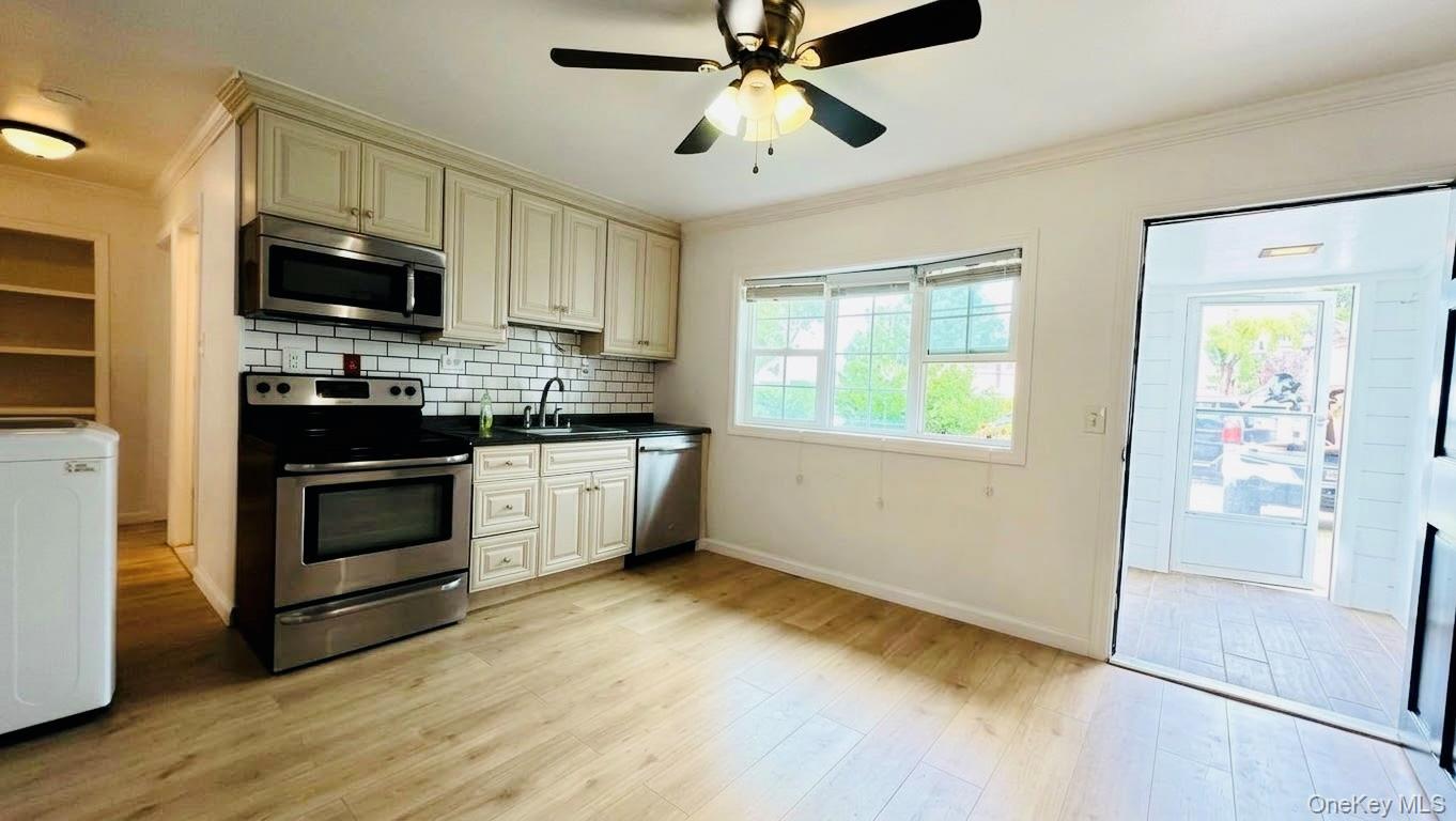 59 March Lane Property Photo 5
