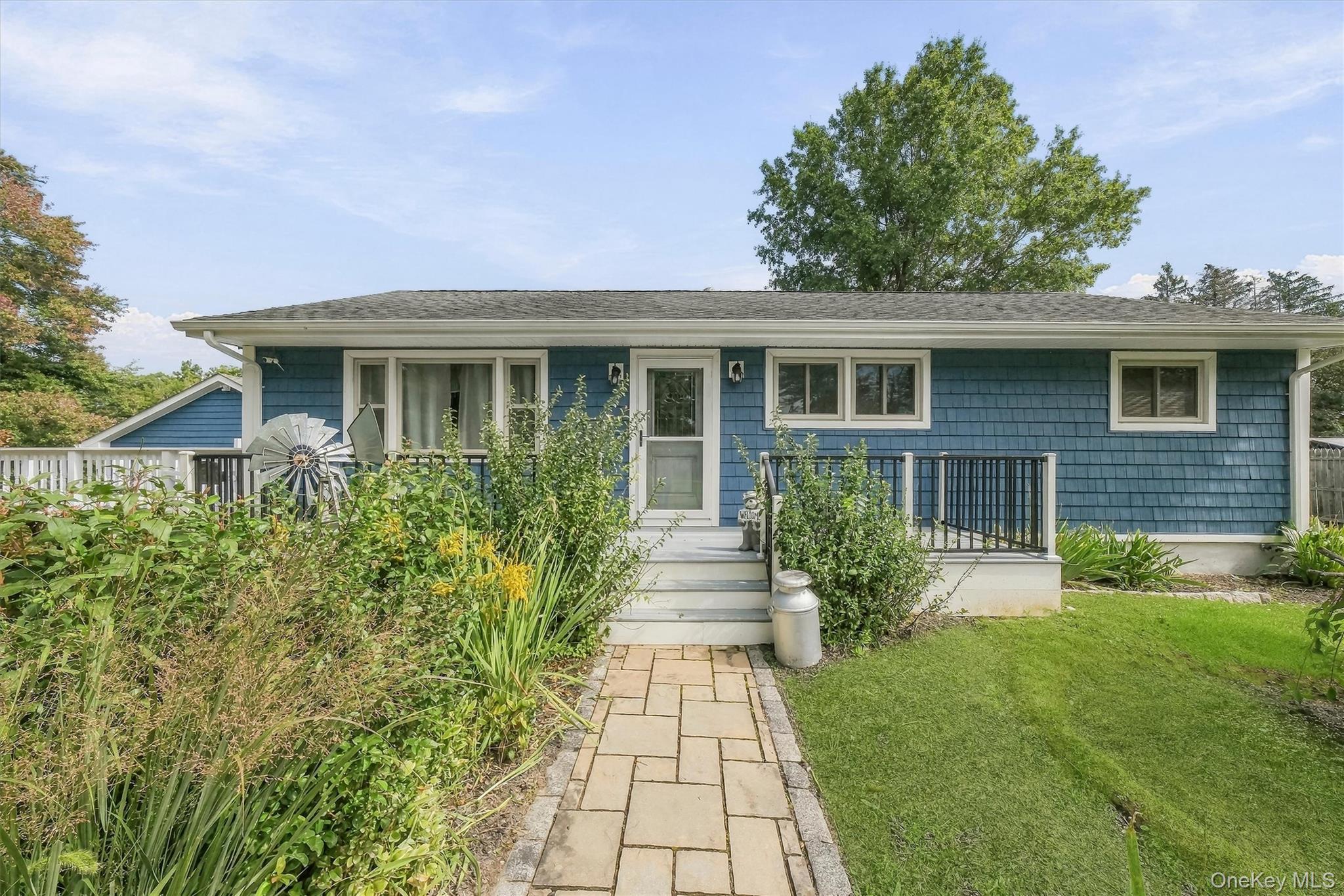 112 Lippincott Road Property Photo 1