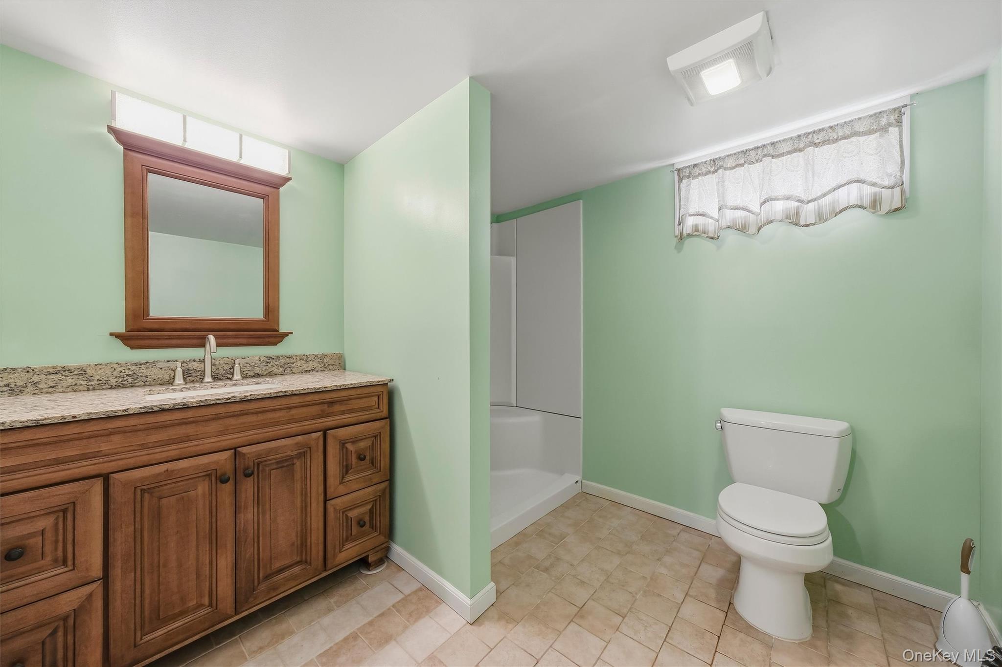 112 Lippincott Road Property Photo 29