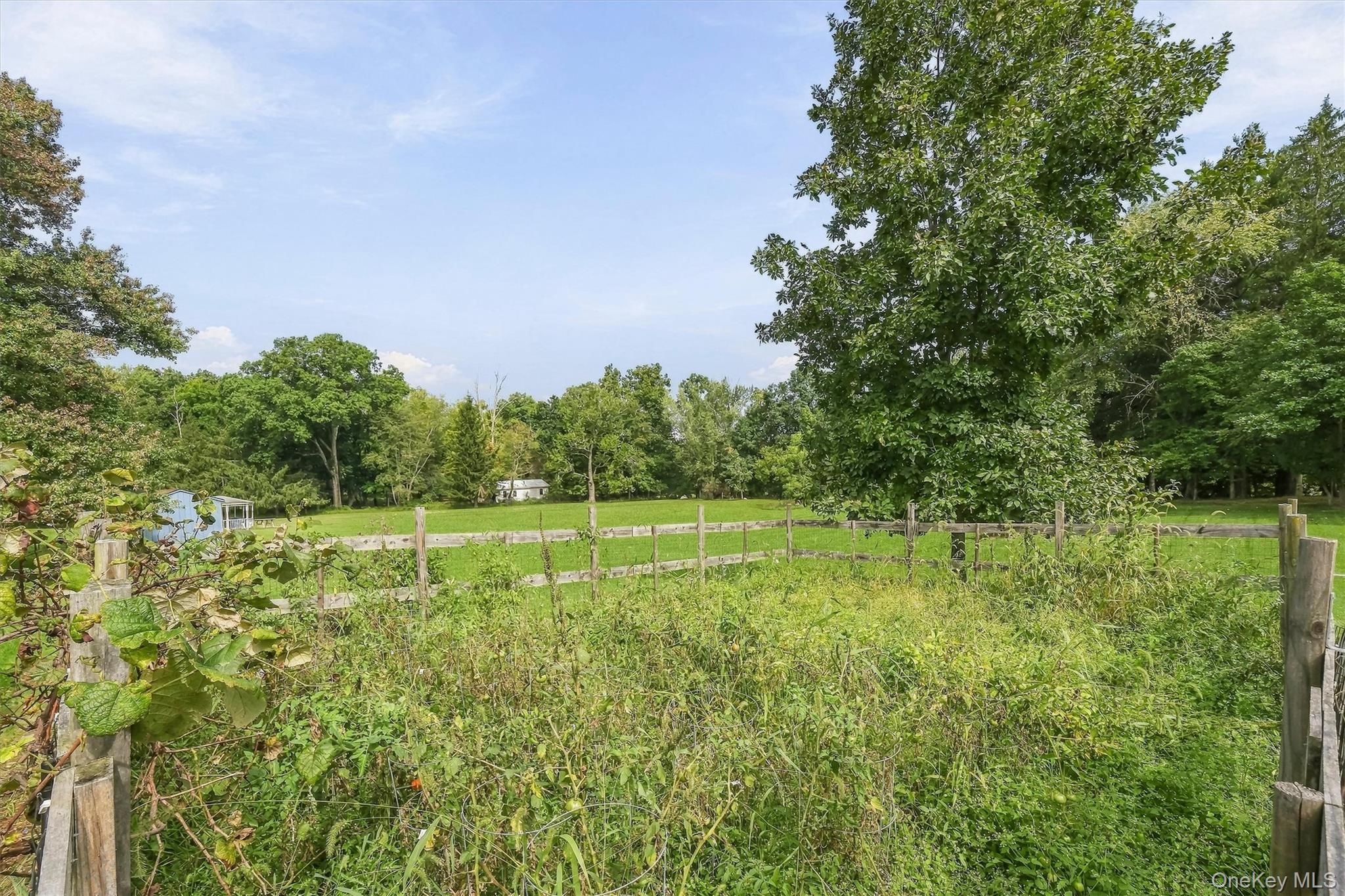 112 Lippincott Road Property Photo 42