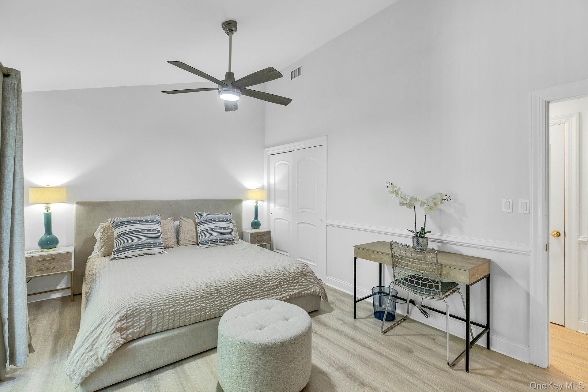 111 E Bay Avenue Property Photo 15