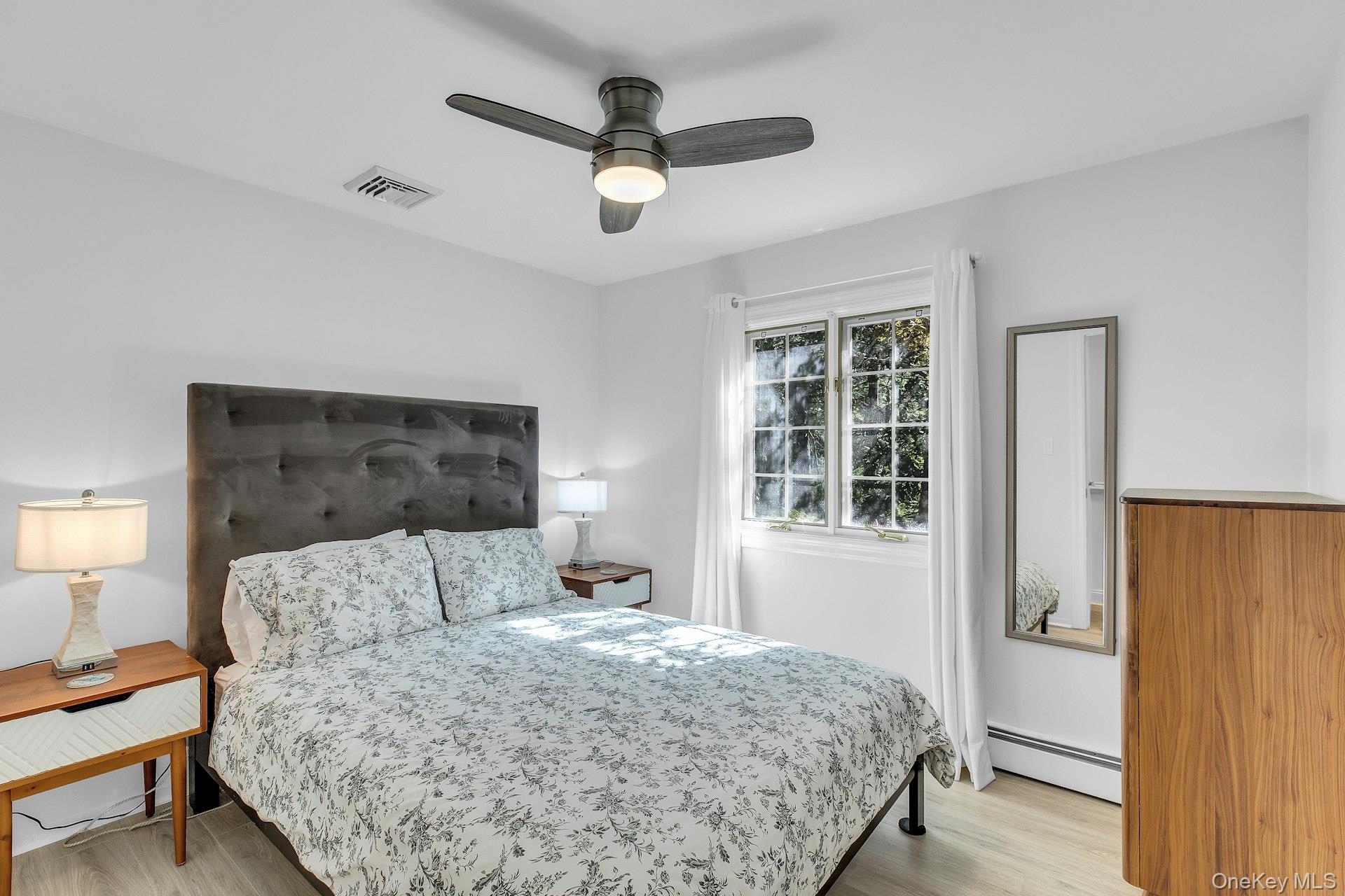 111 E Bay Avenue Property Photo 17