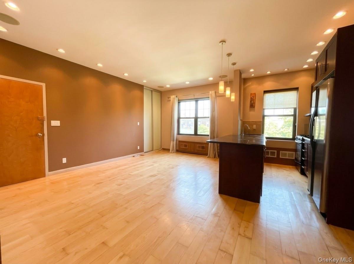 69-84 136th Street B Property Photo 4