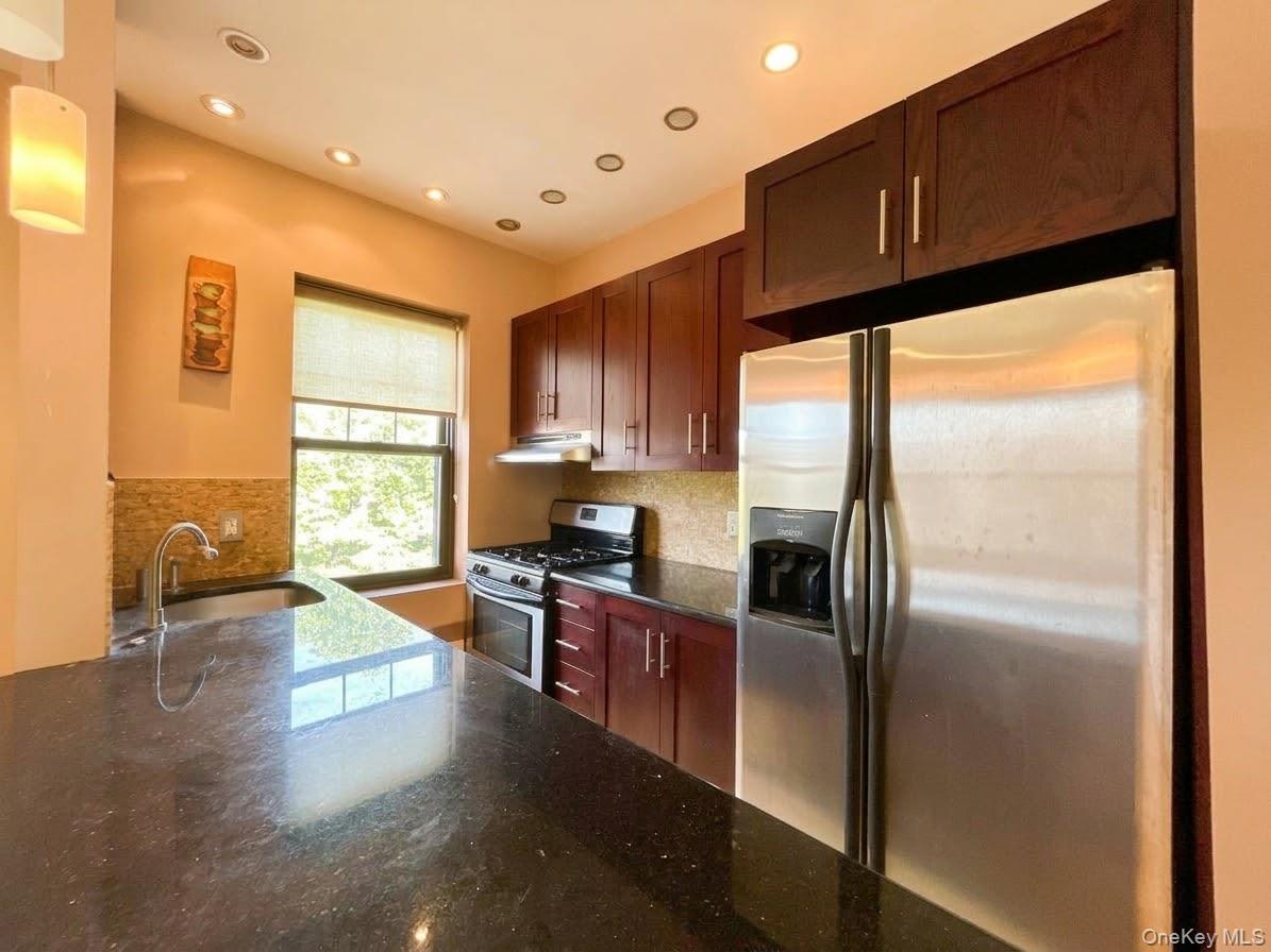 69-84 136th Street B Property Photo 5