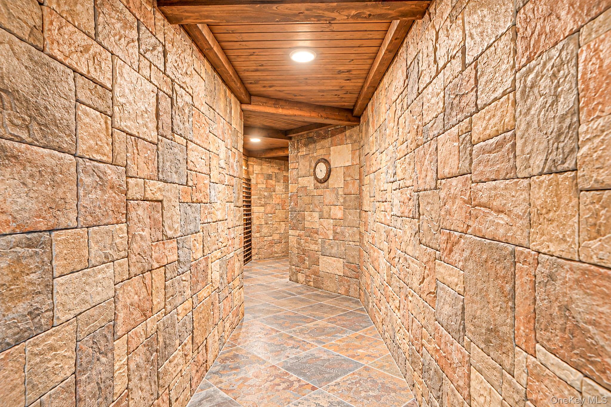 15 Woodland Court Property Photo 31