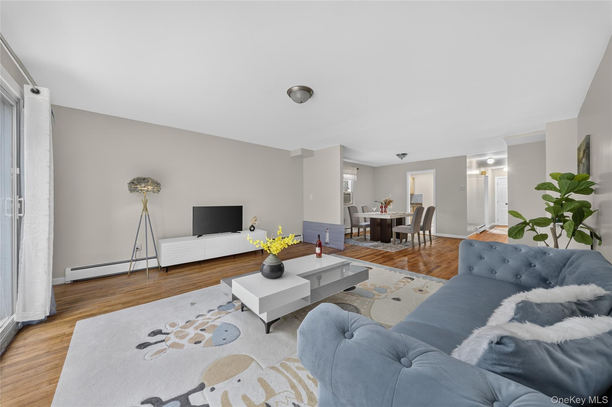 6722 Burns Street Property Photo 3