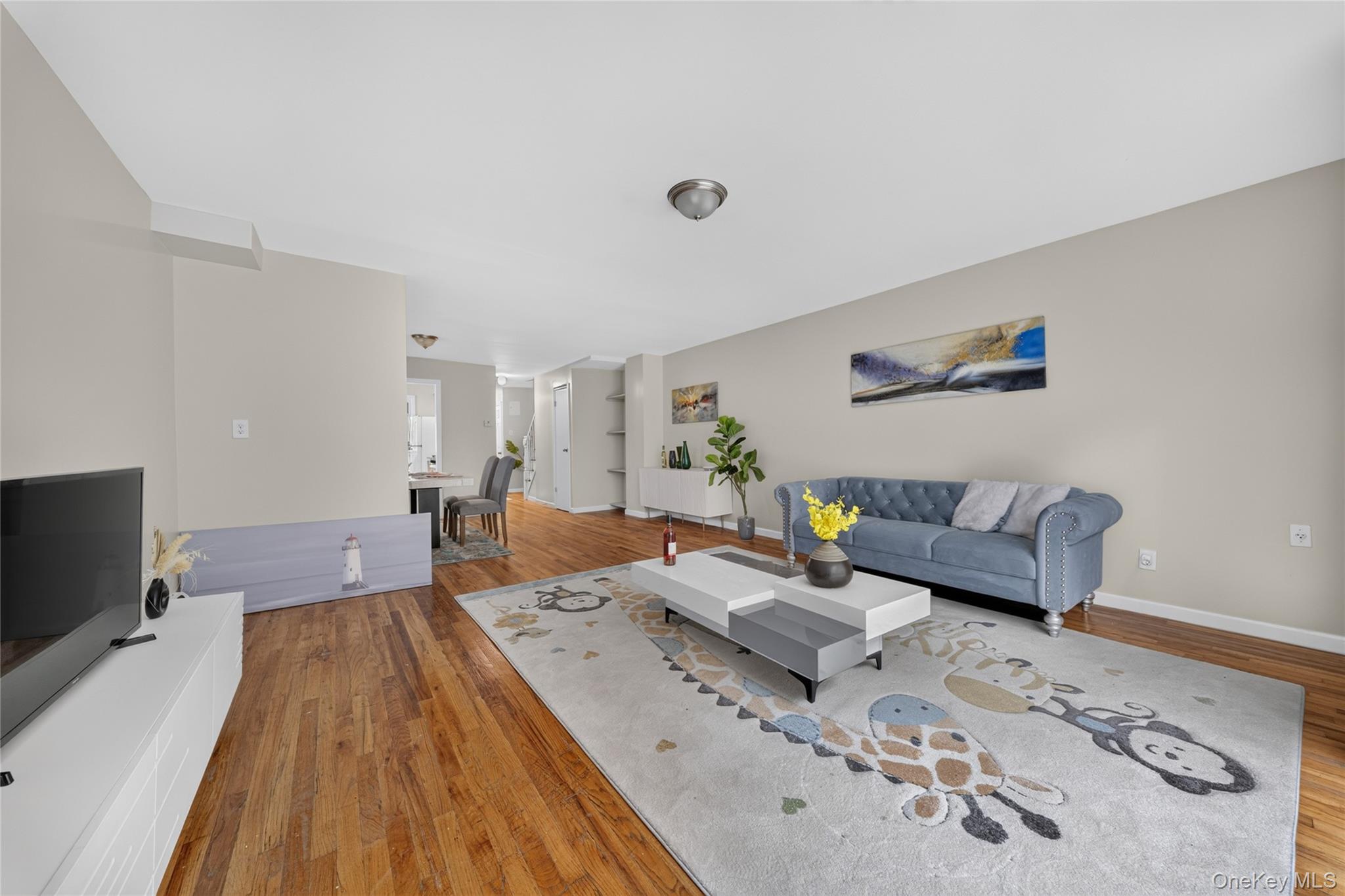 6722 Burns Street Property Photo 4
