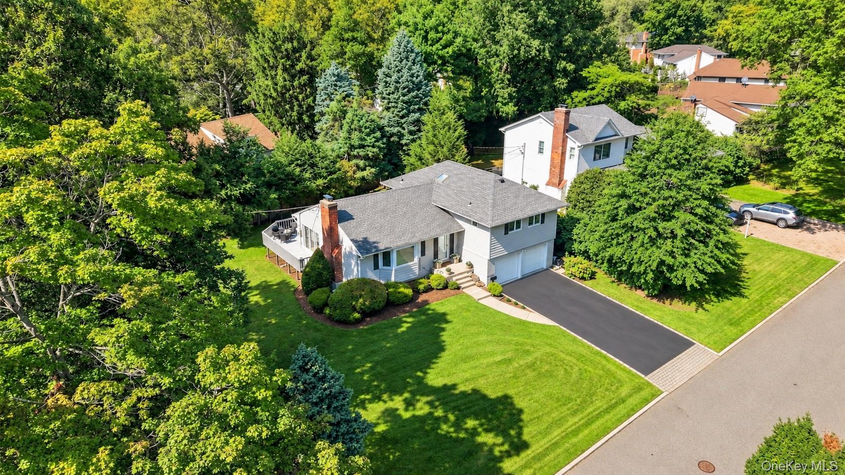 55 Southfield Road Property Photo 2