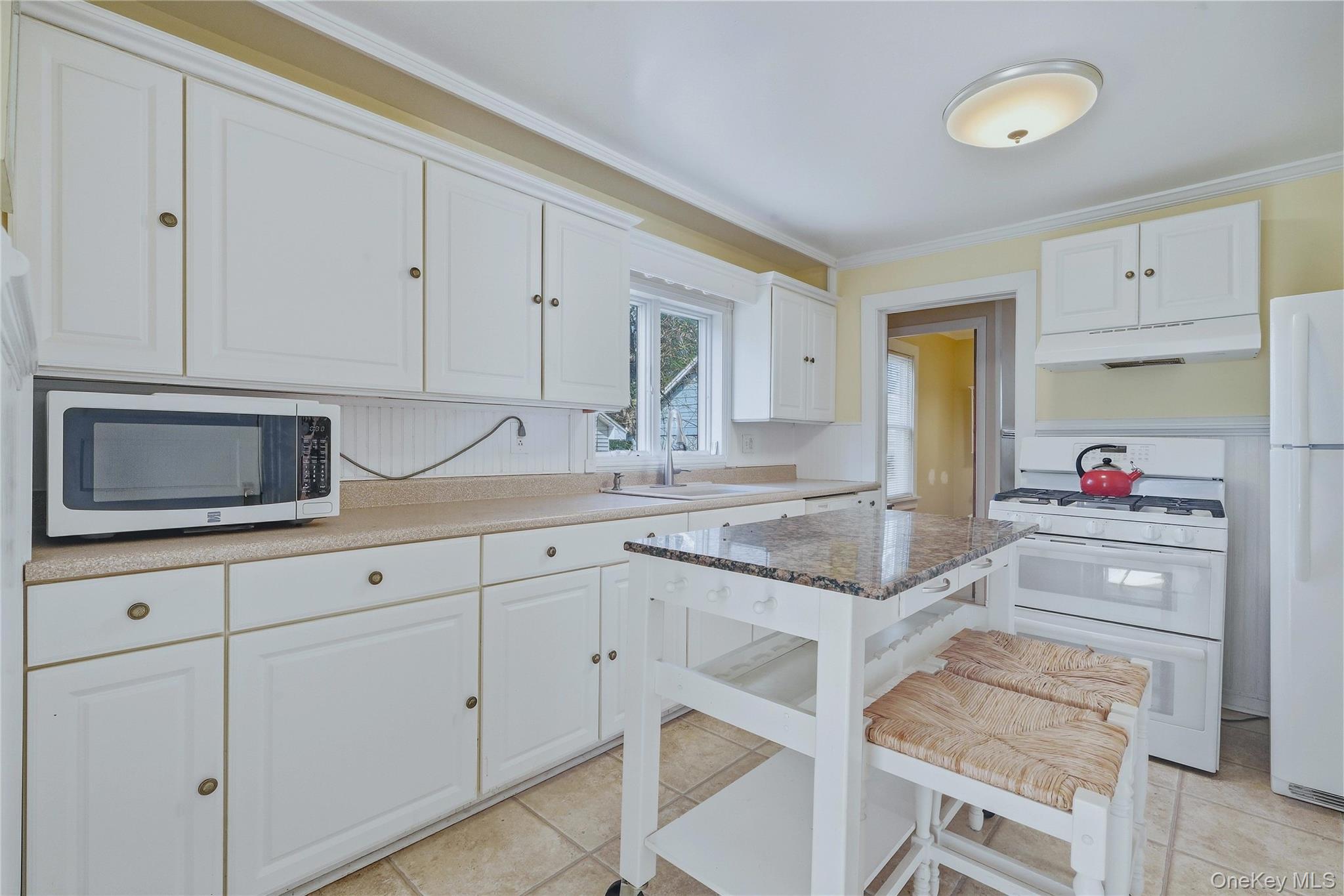 10 Linwood Place Property Photo 10