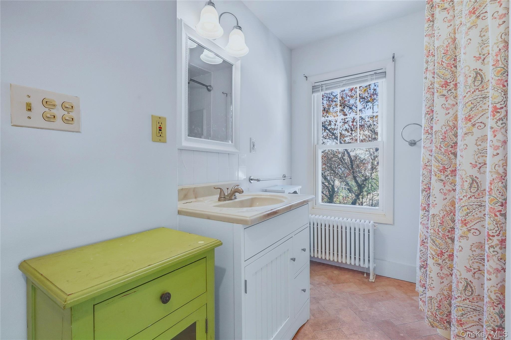 10 Linwood Place Property Photo 16