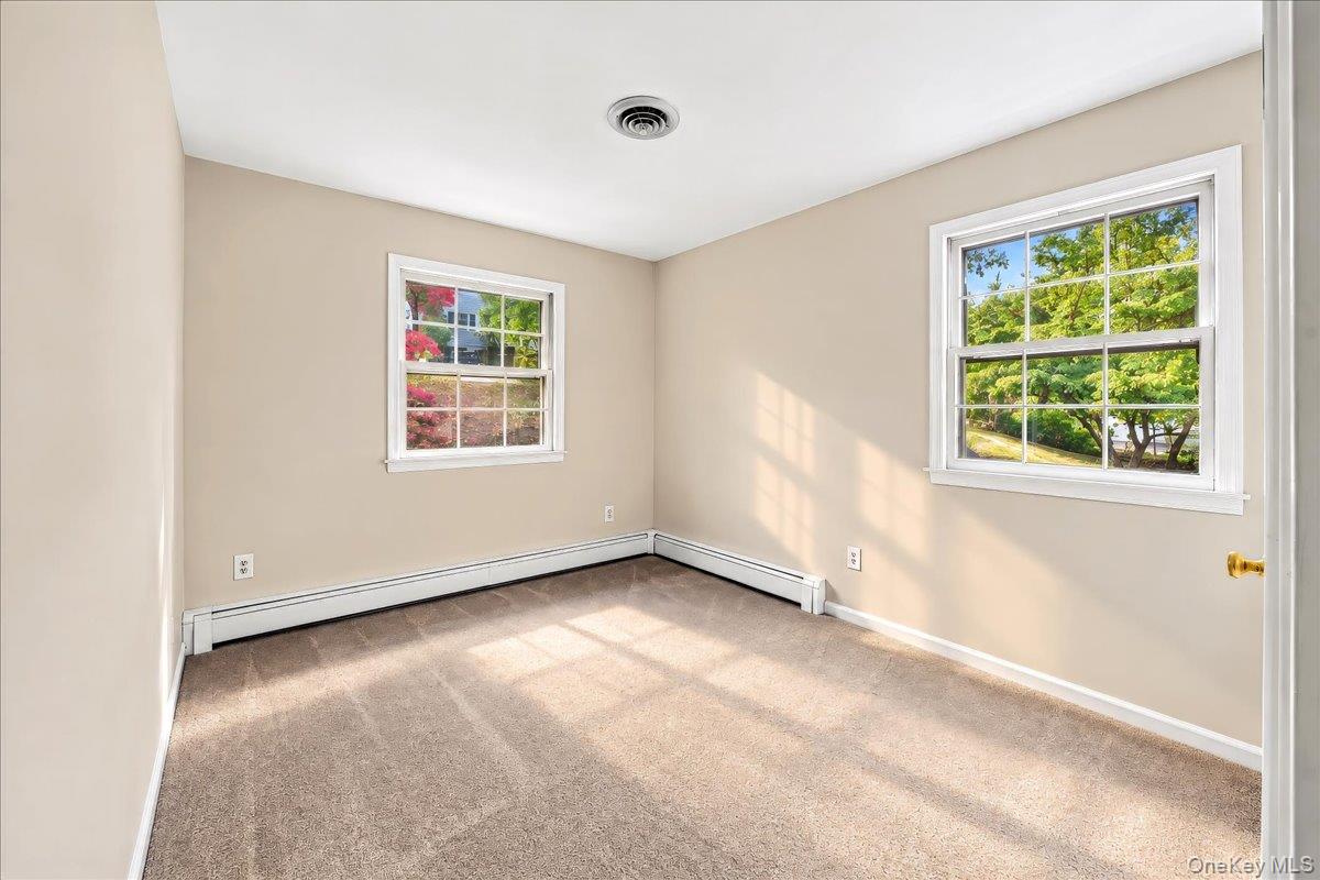 7 Meadowbrook Drive Property Photo 20