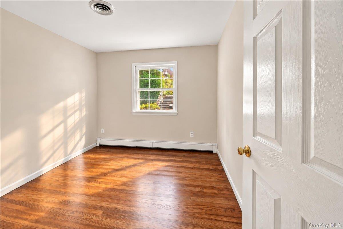 7 Meadowbrook Drive Property Photo 24