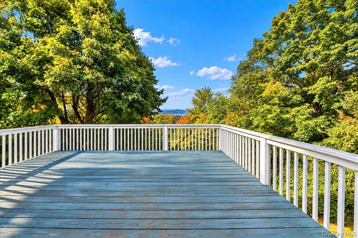7 Meadowbrook Drive Property Photo 34