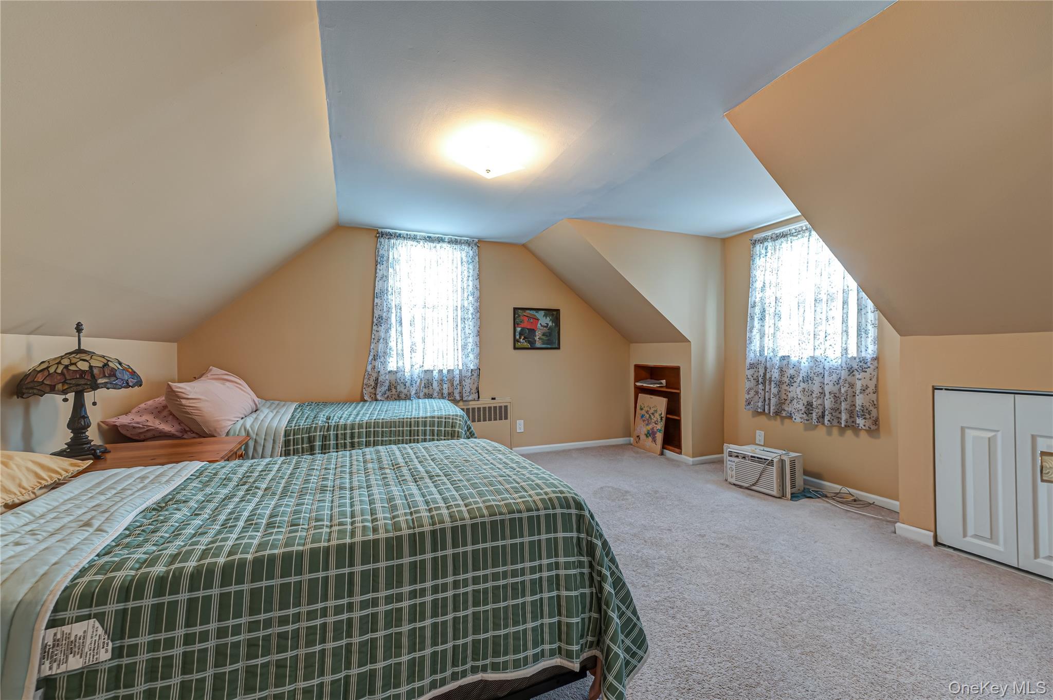 3884 Lincoln Street Property Photo 15