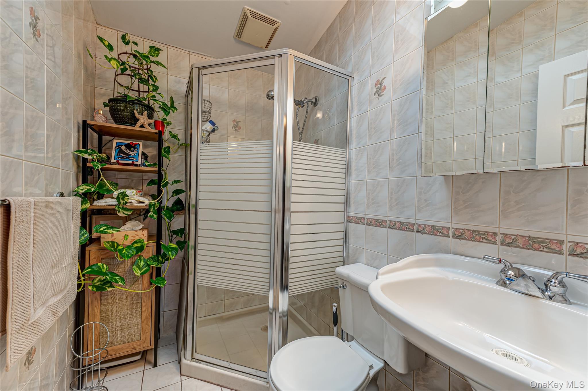 3884 Lincoln Street Property Photo 17