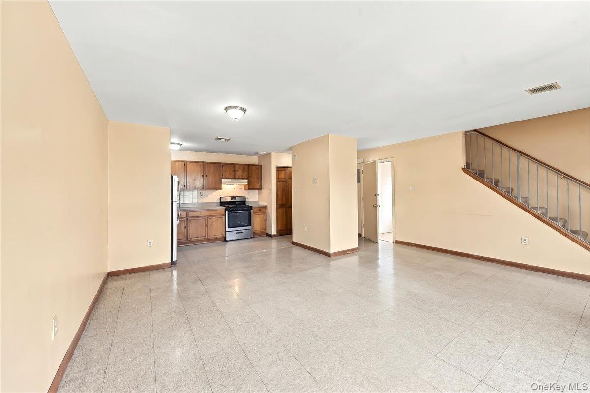 901 Prospect Avenue C