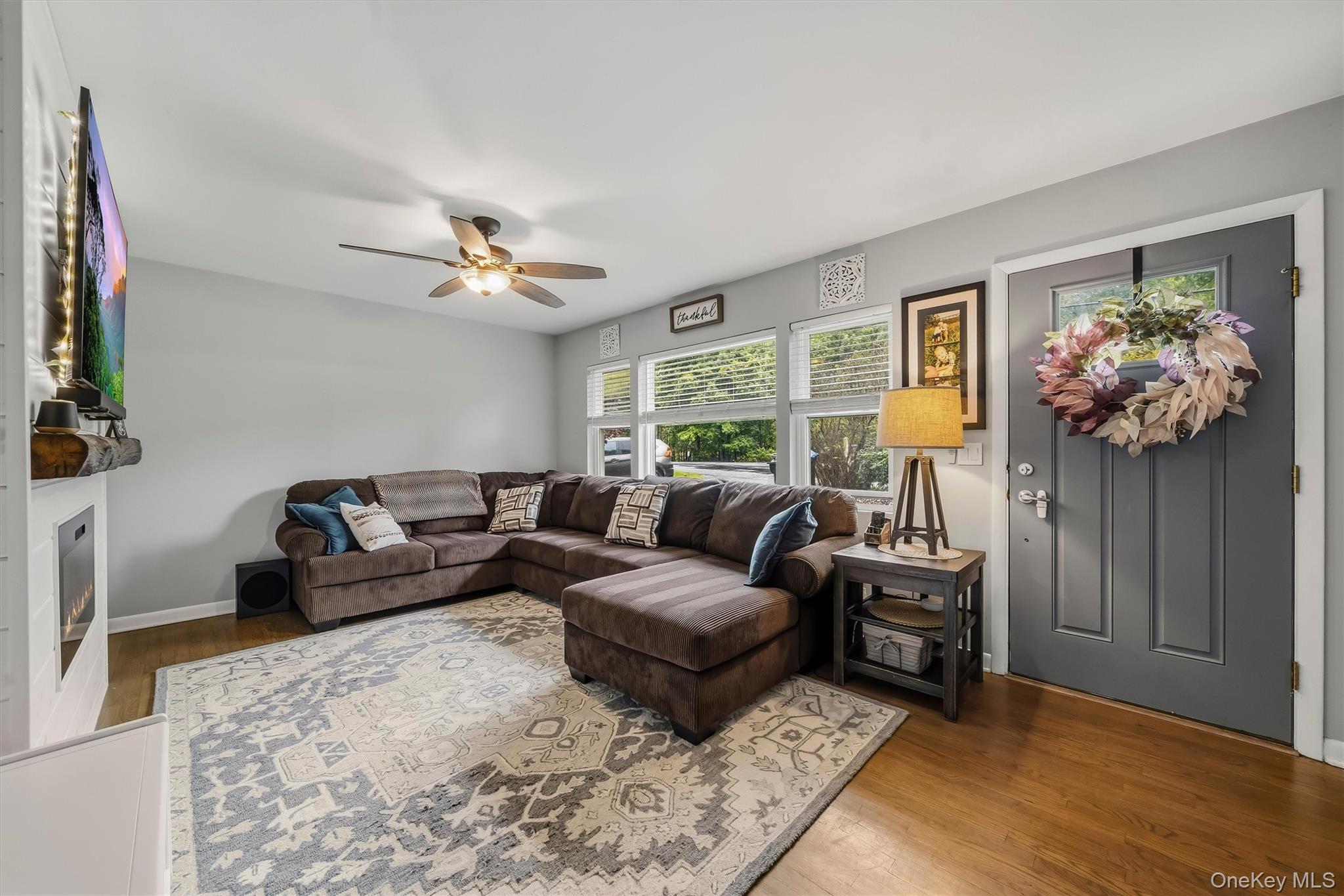 1040 Route 211 Property Photo 2