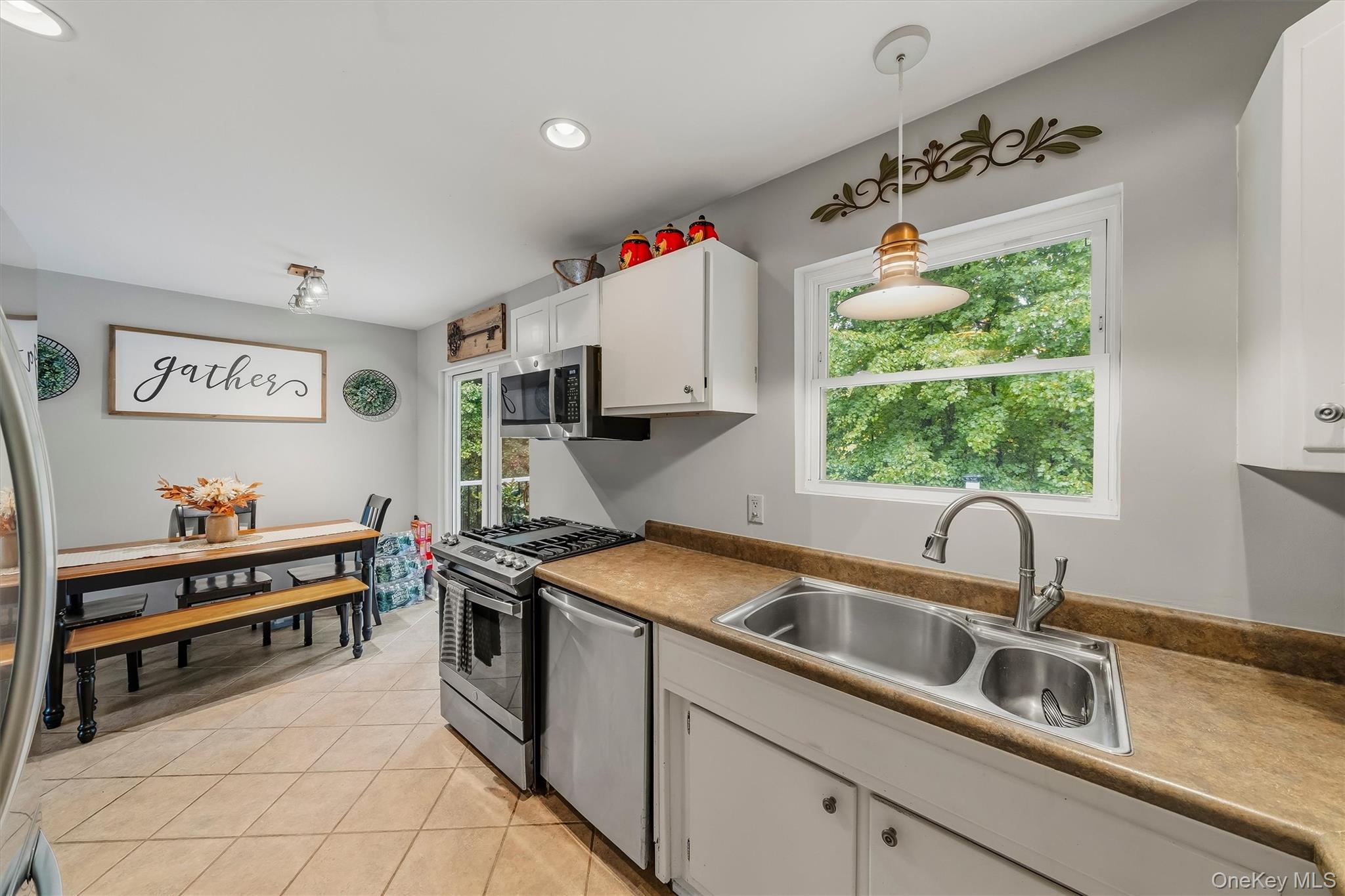 1040 Route 211 Property Photo 13