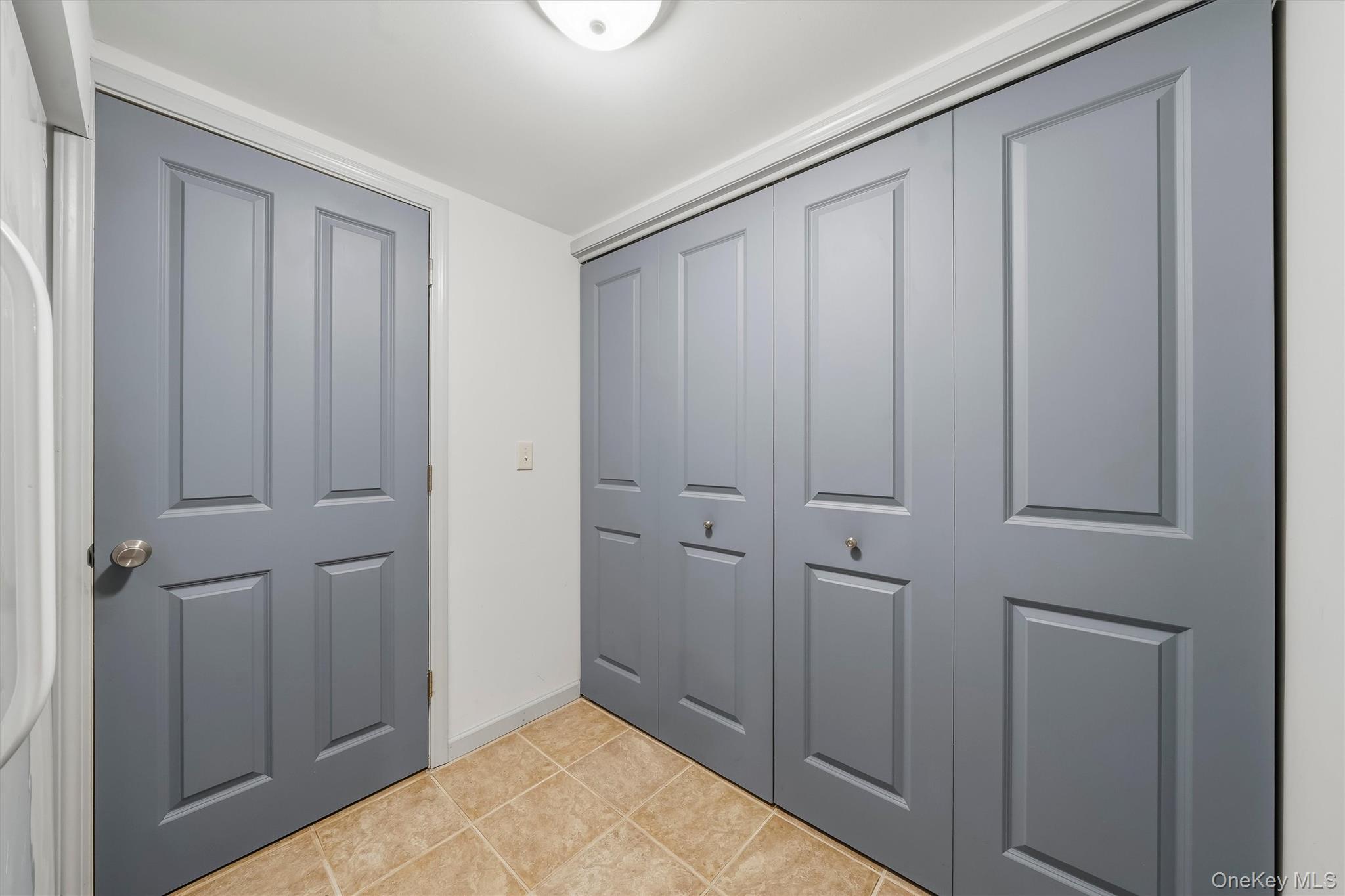 1040 Route 211 Property Photo 28