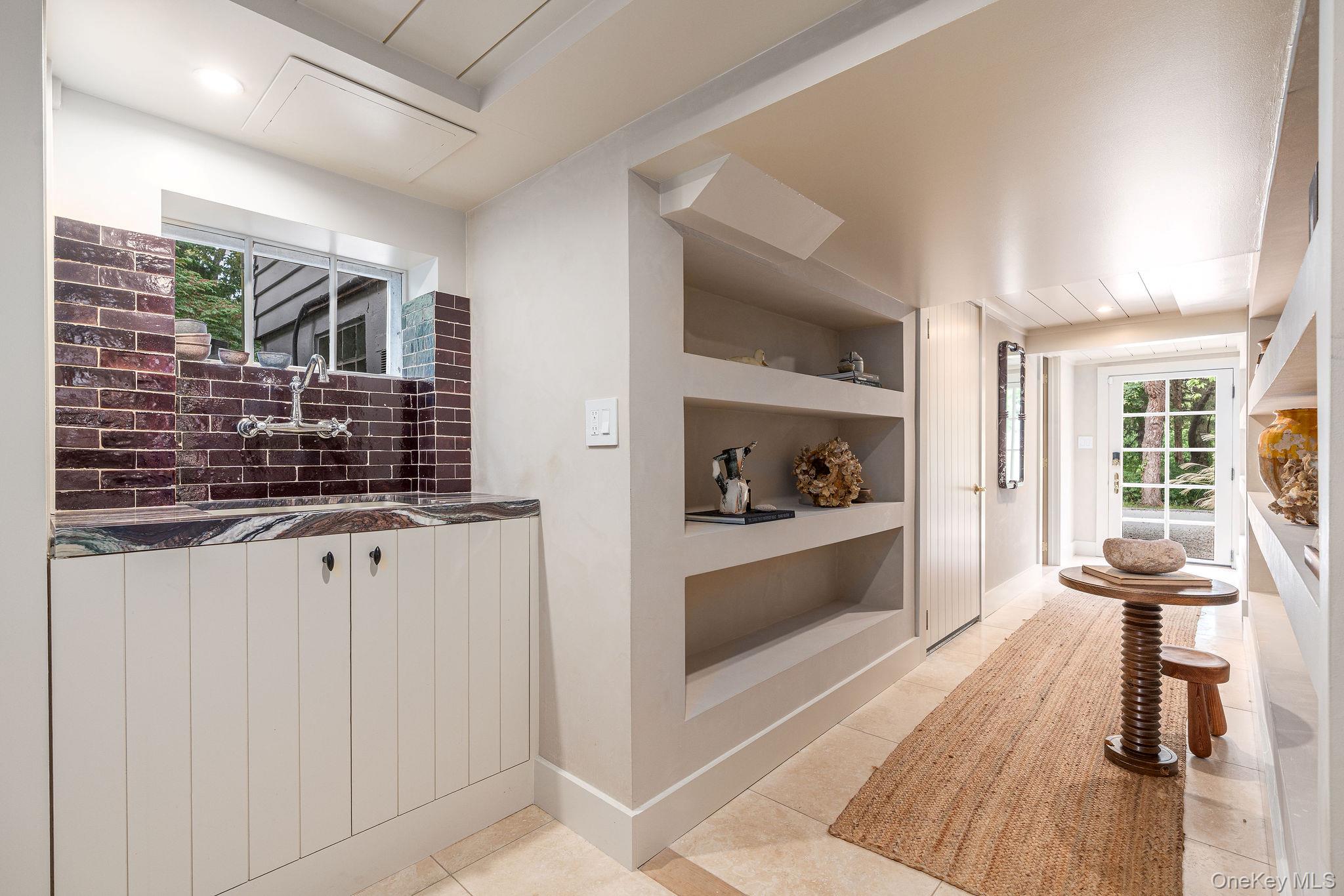 61 Hill Street Property Photo 13