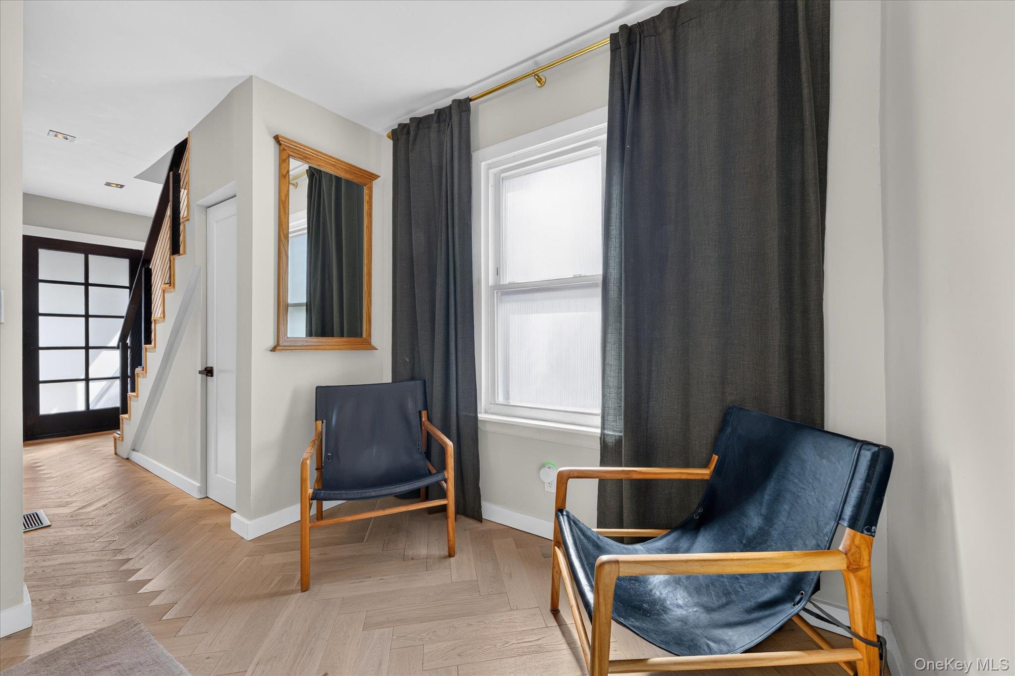 11 S Walnut Street Property Photo 16