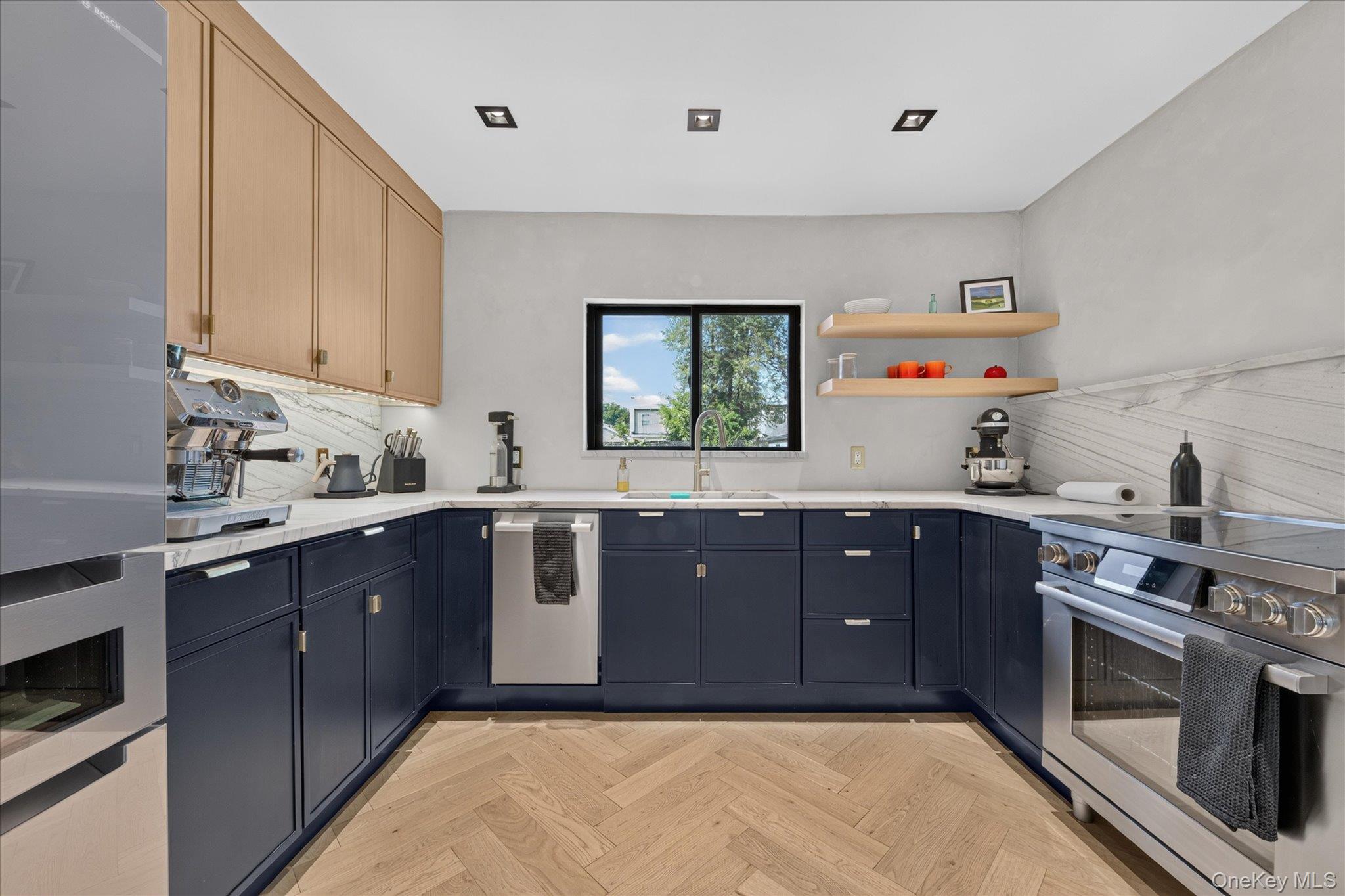 11 S Walnut Street Property Photo 18