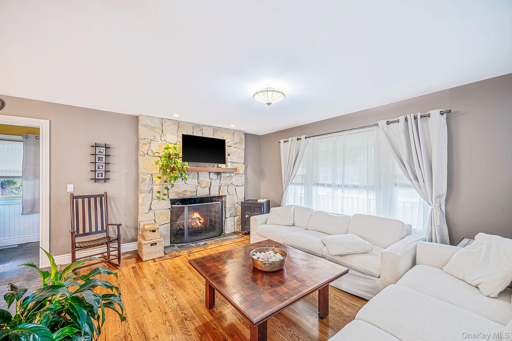 17 Mayfield Drive Property Photo 10
