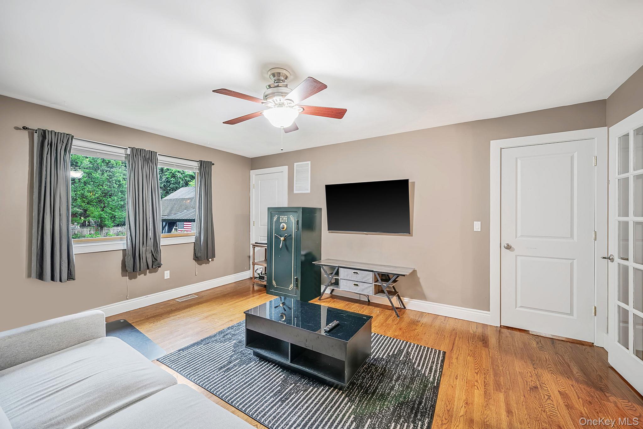 17 Mayfield Drive Property Photo 19