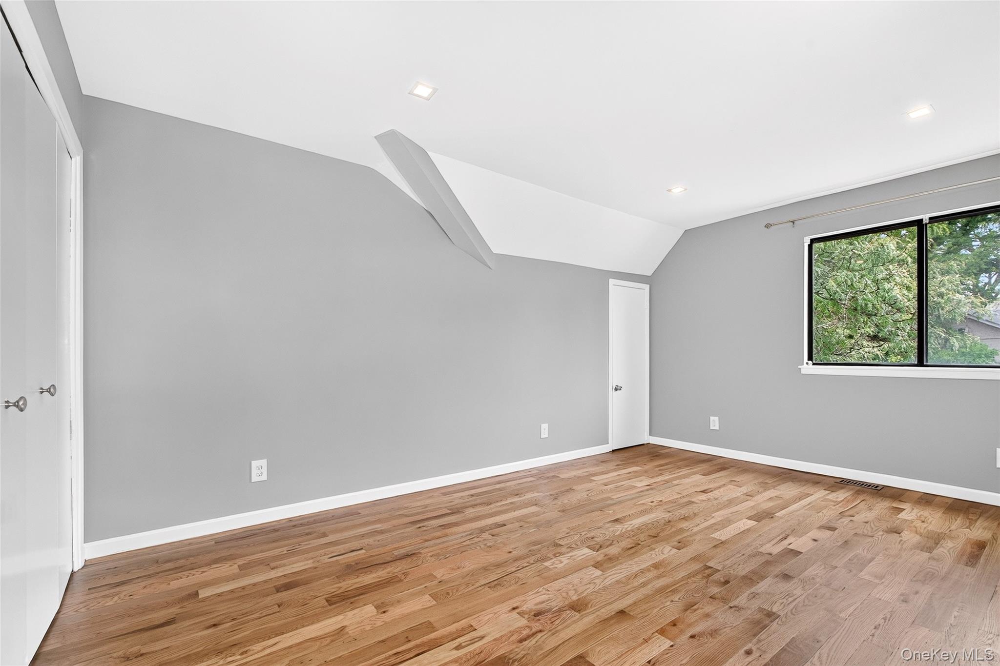 77 Waters Edge Property Photo 18
