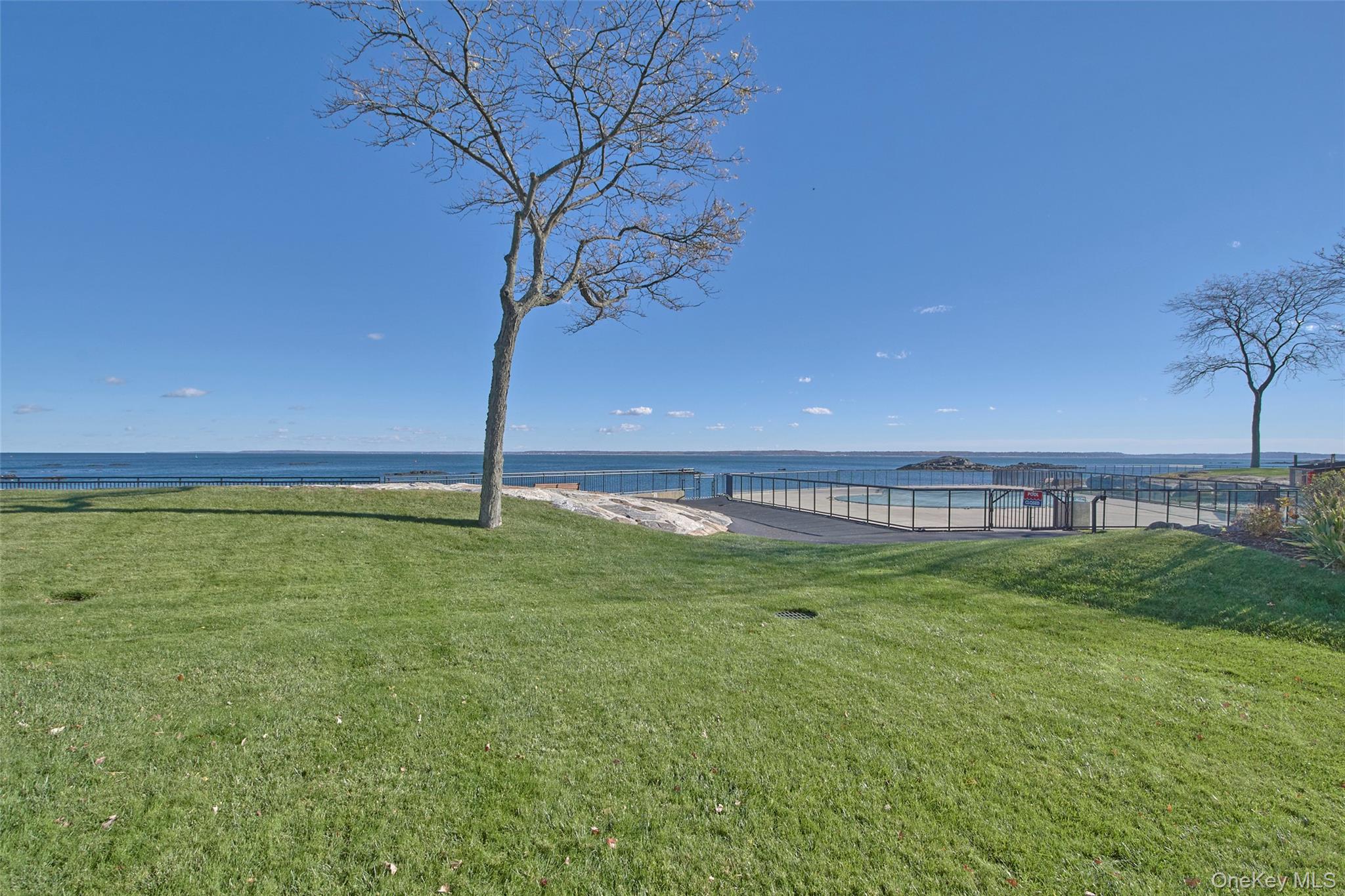 77 Waters Edge Property Photo 31