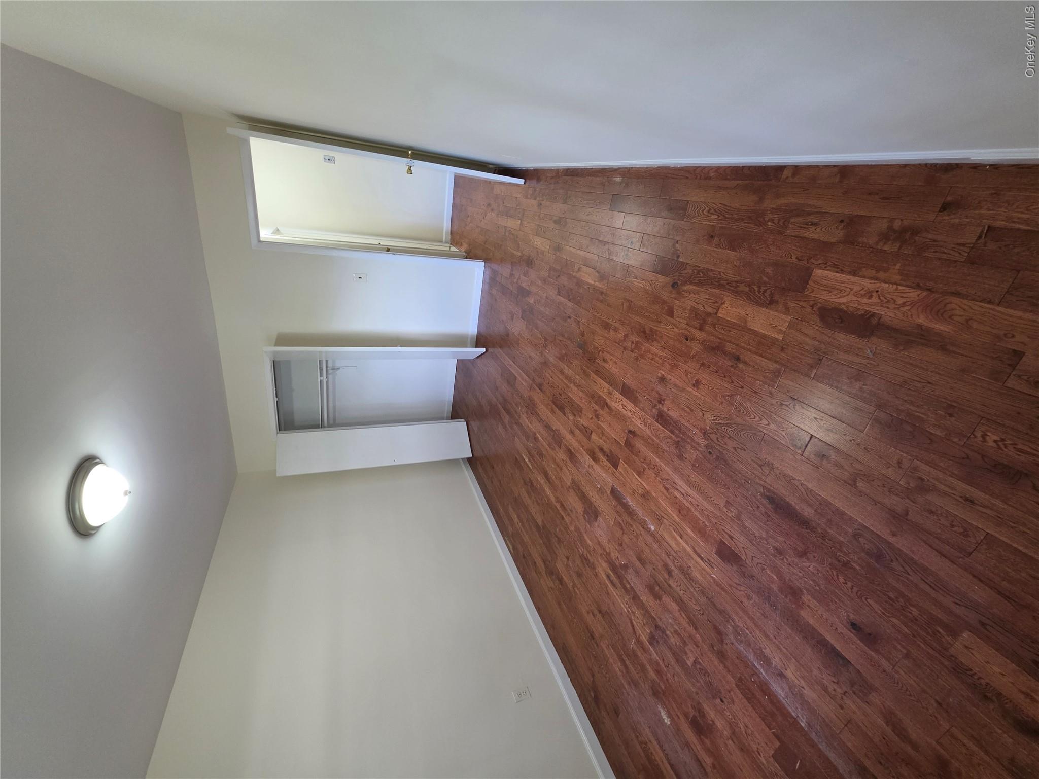 4538 220th Place Property Photo 6