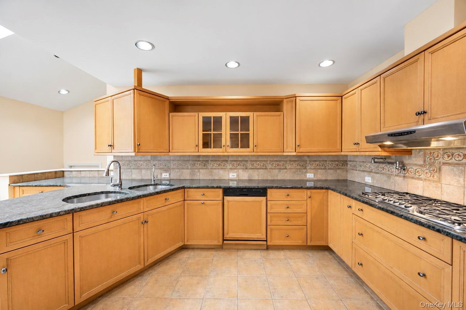 118 Baker Hill Road Property Photo 13