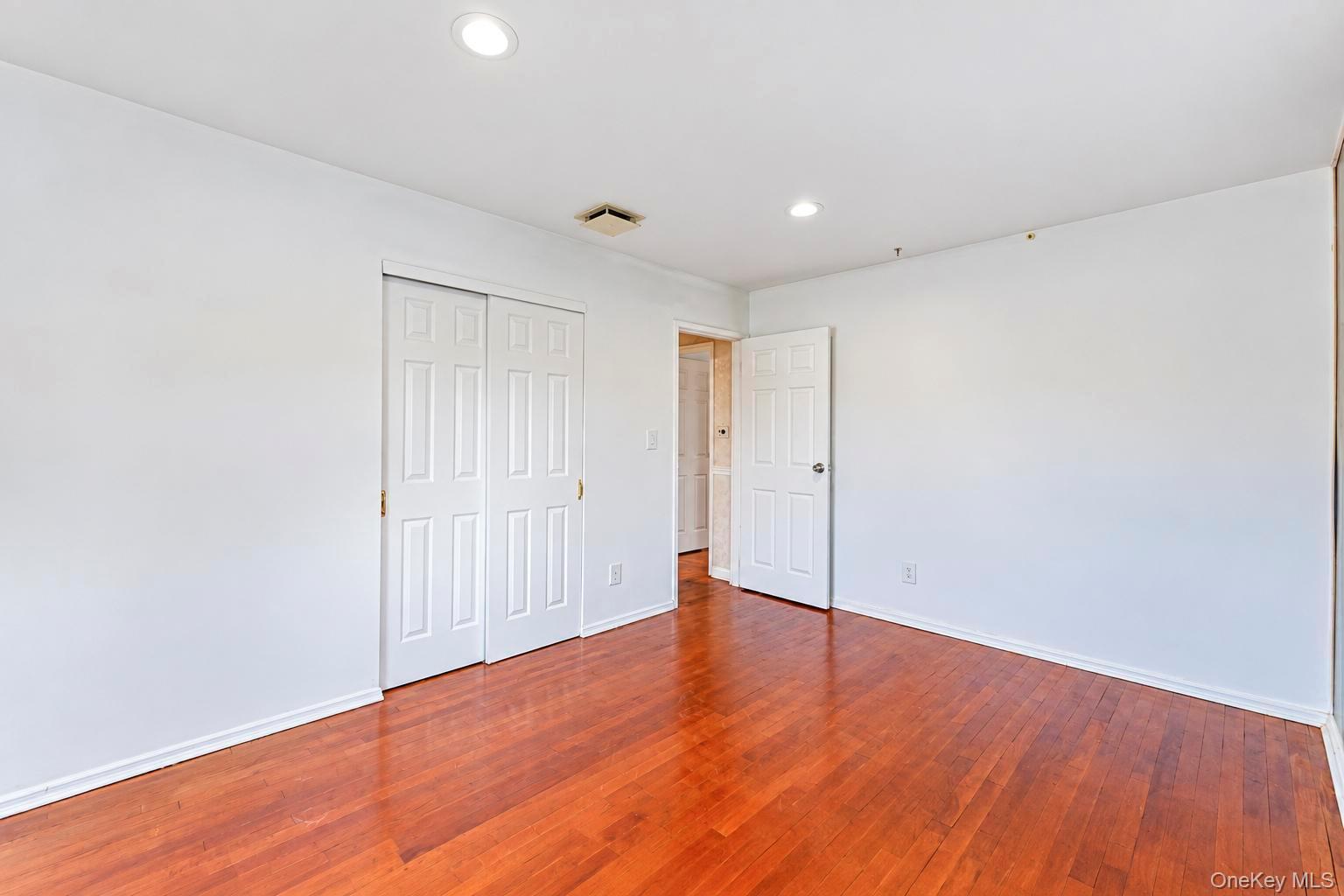 286 W 13th Street Property Photo 12