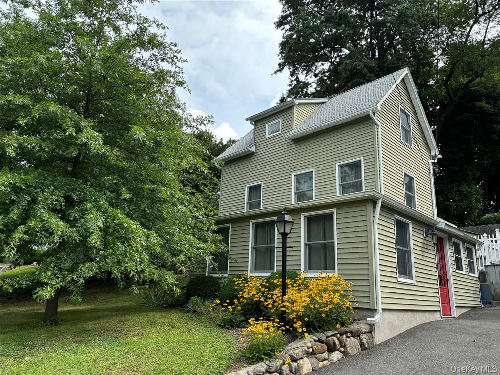 50 Railroad Avenue Property Photo 1