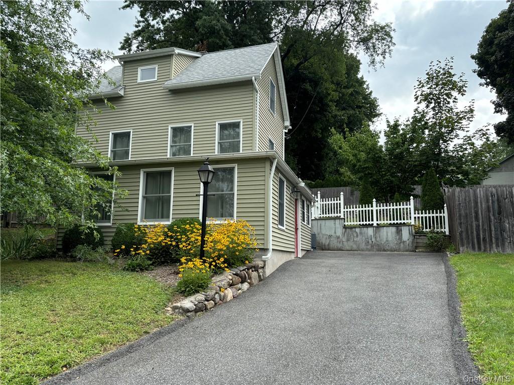50 Railroad Avenue Property Photo 2