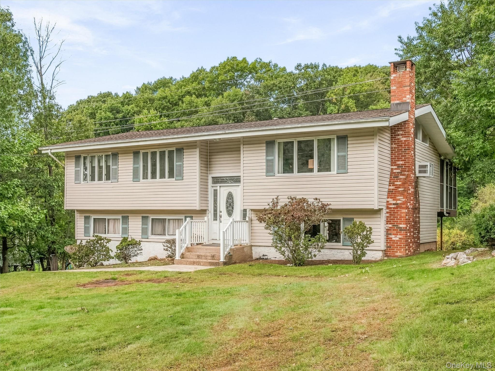 24 Dorchester Drive Property Photo 3
