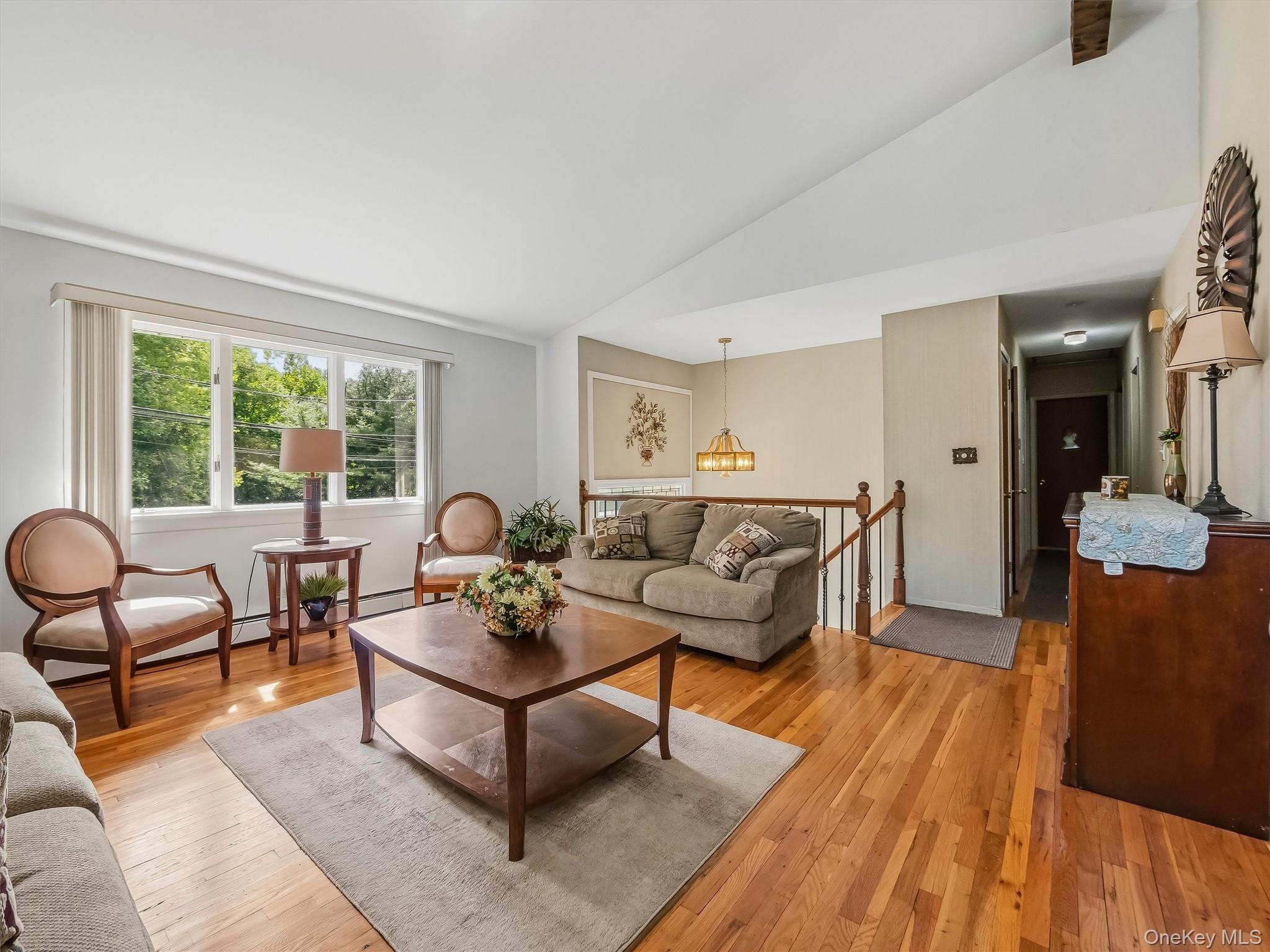 24 Dorchester Drive Property Photo 8