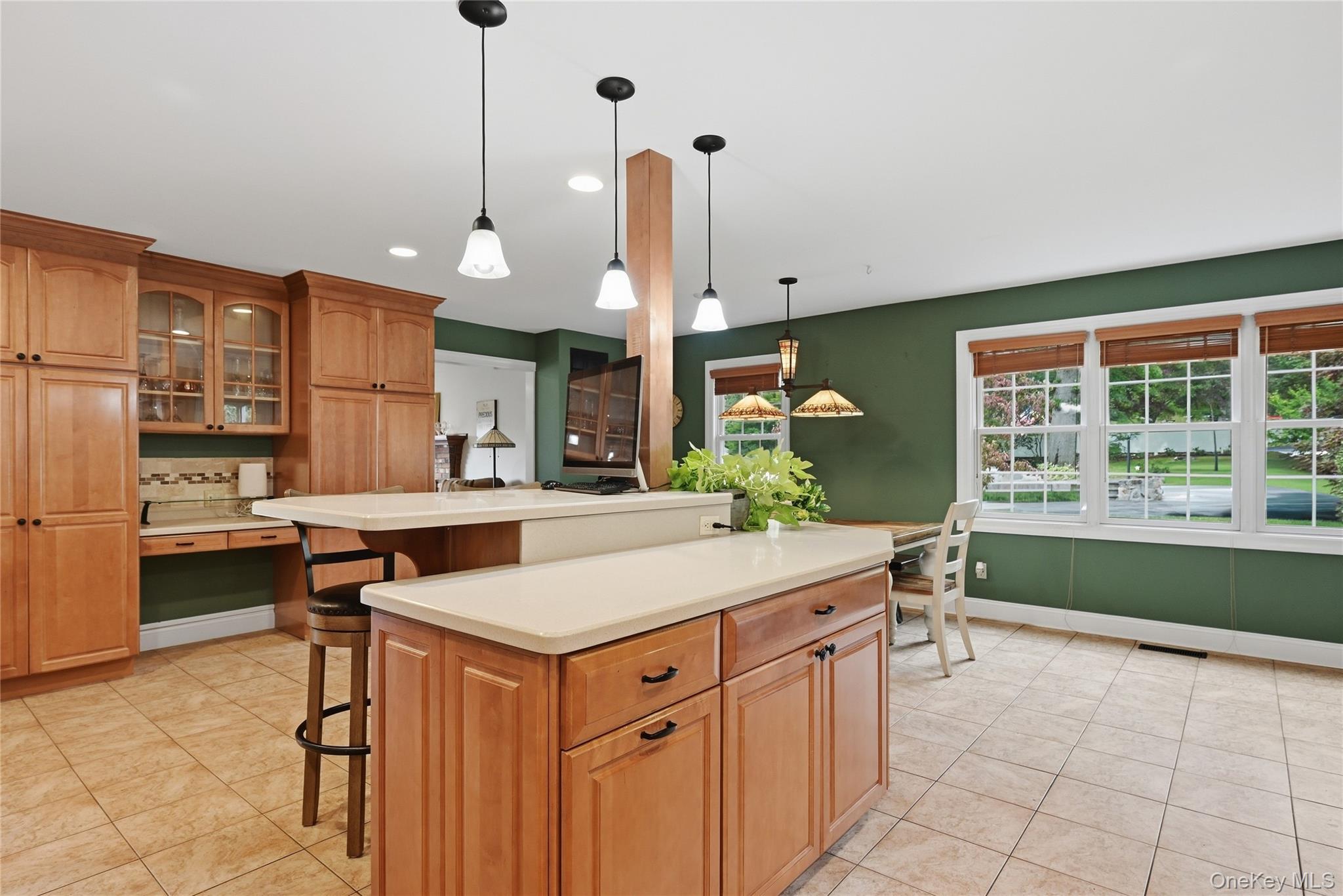 10 Albion Oval Property Photo 8