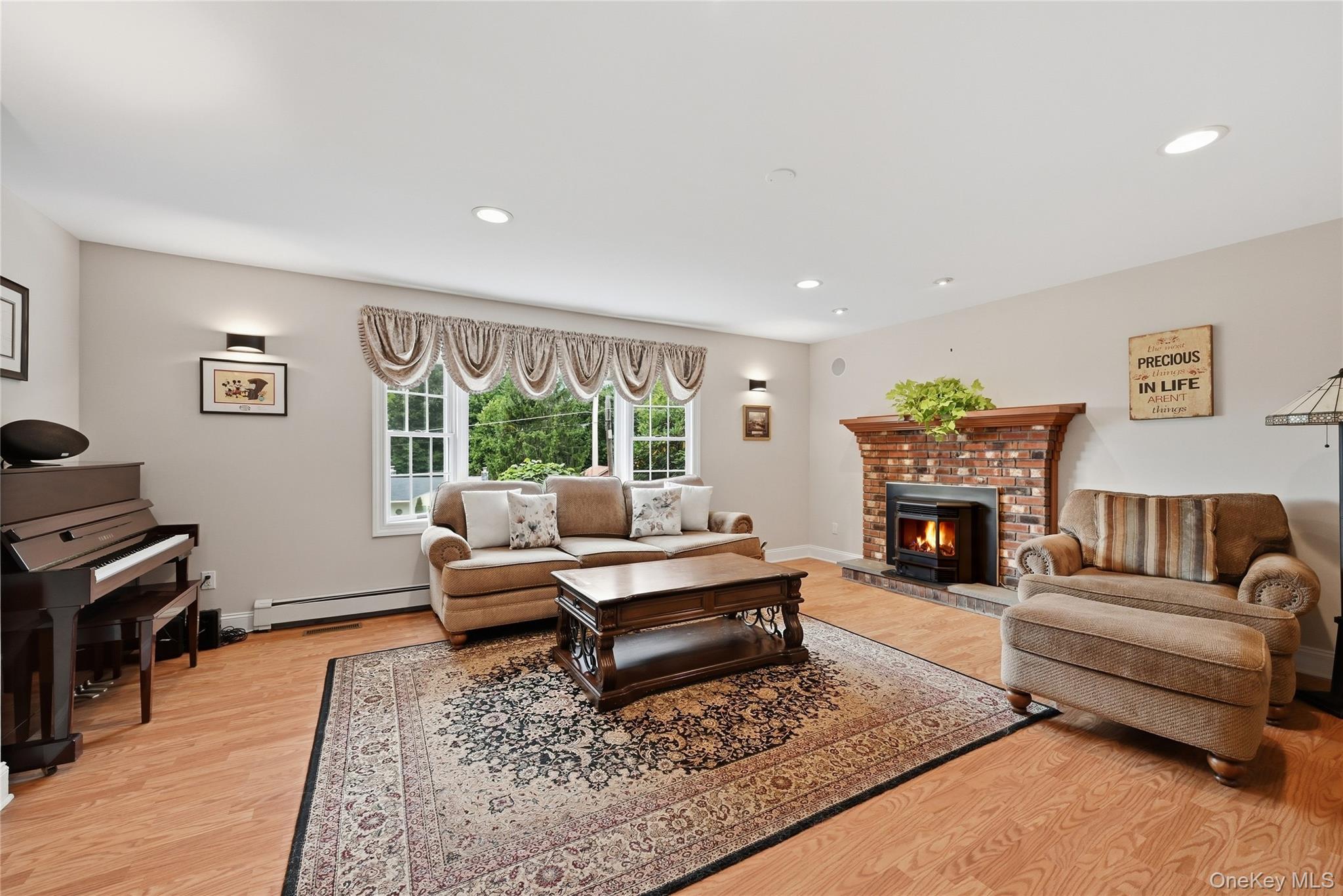 10 Albion Oval Property Photo 9
