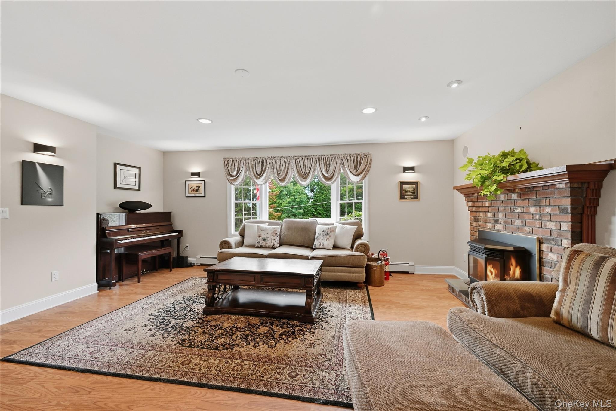 10 Albion Oval Property Photo 10