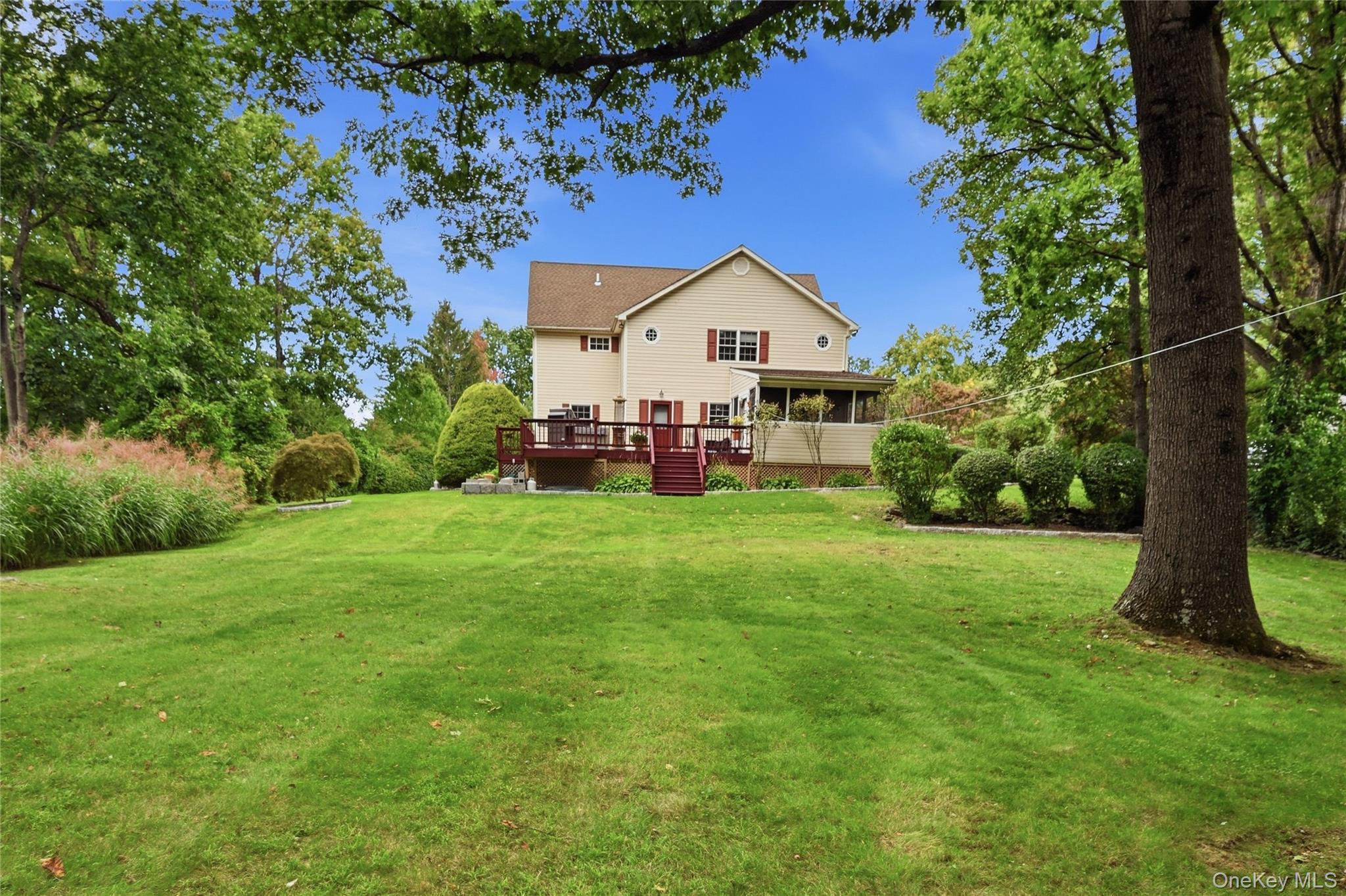 10 Albion Oval Property Photo 28