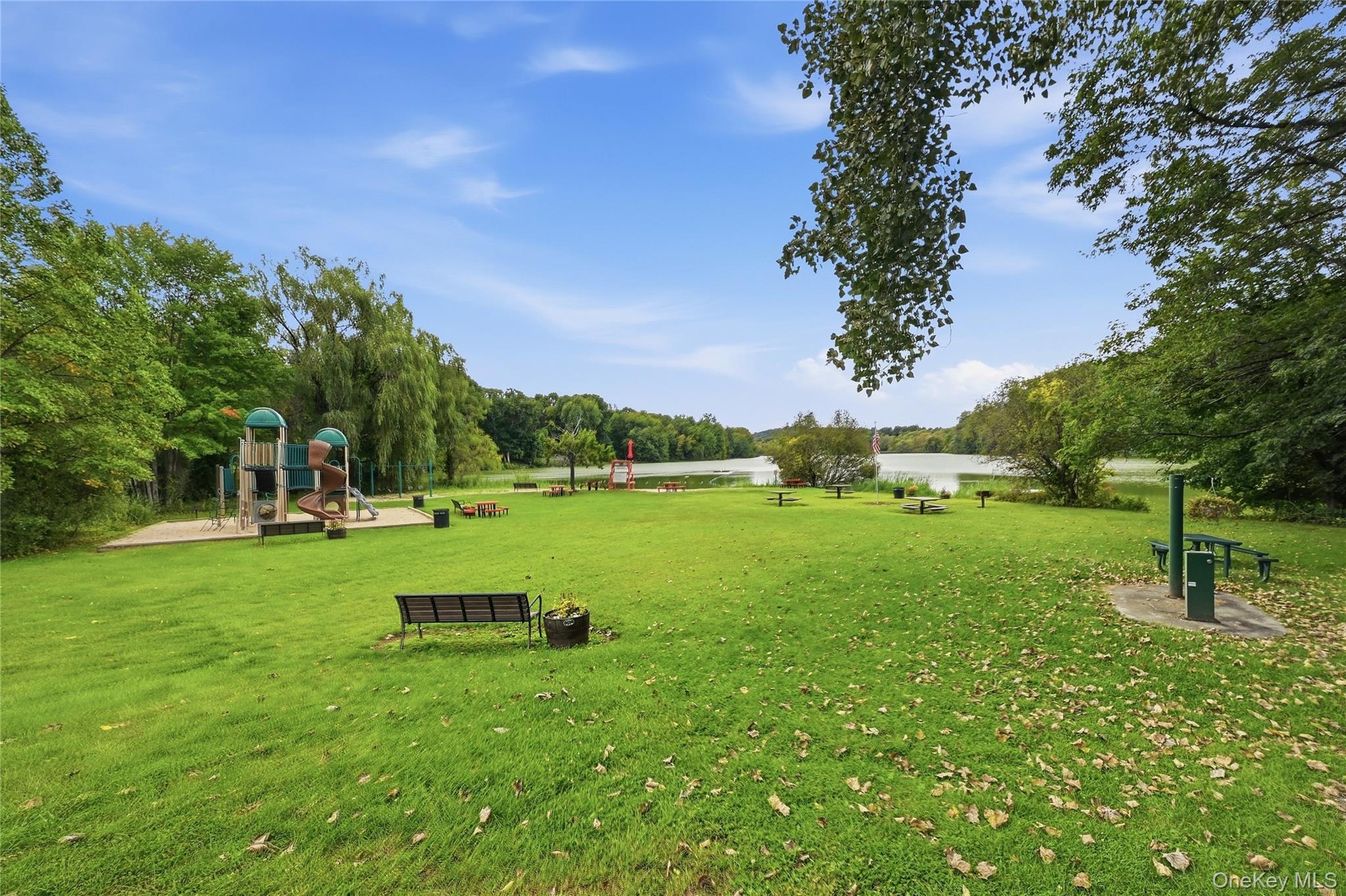 10 Albion Oval Property Photo 33