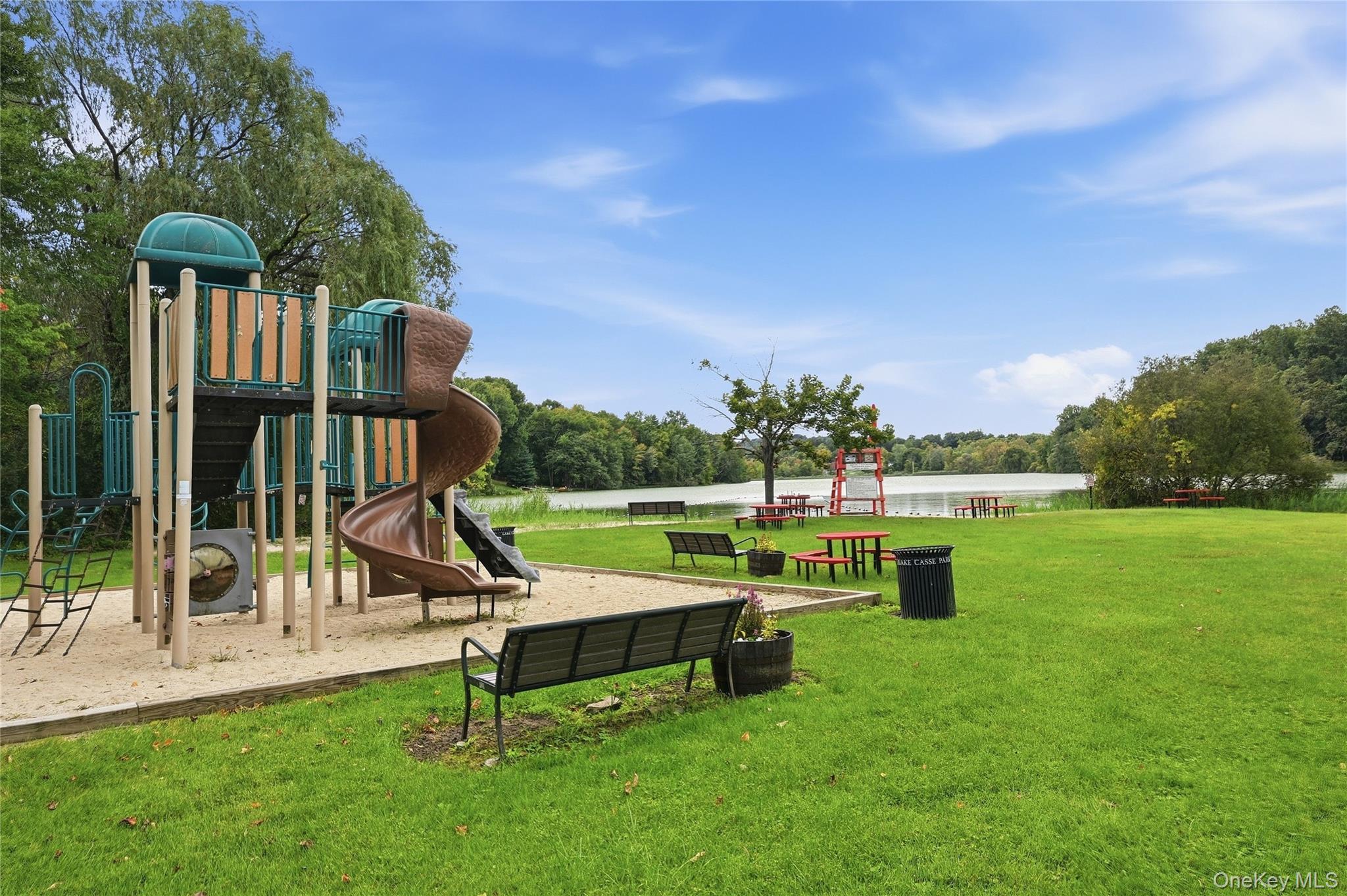 10 Albion Oval Property Photo 34